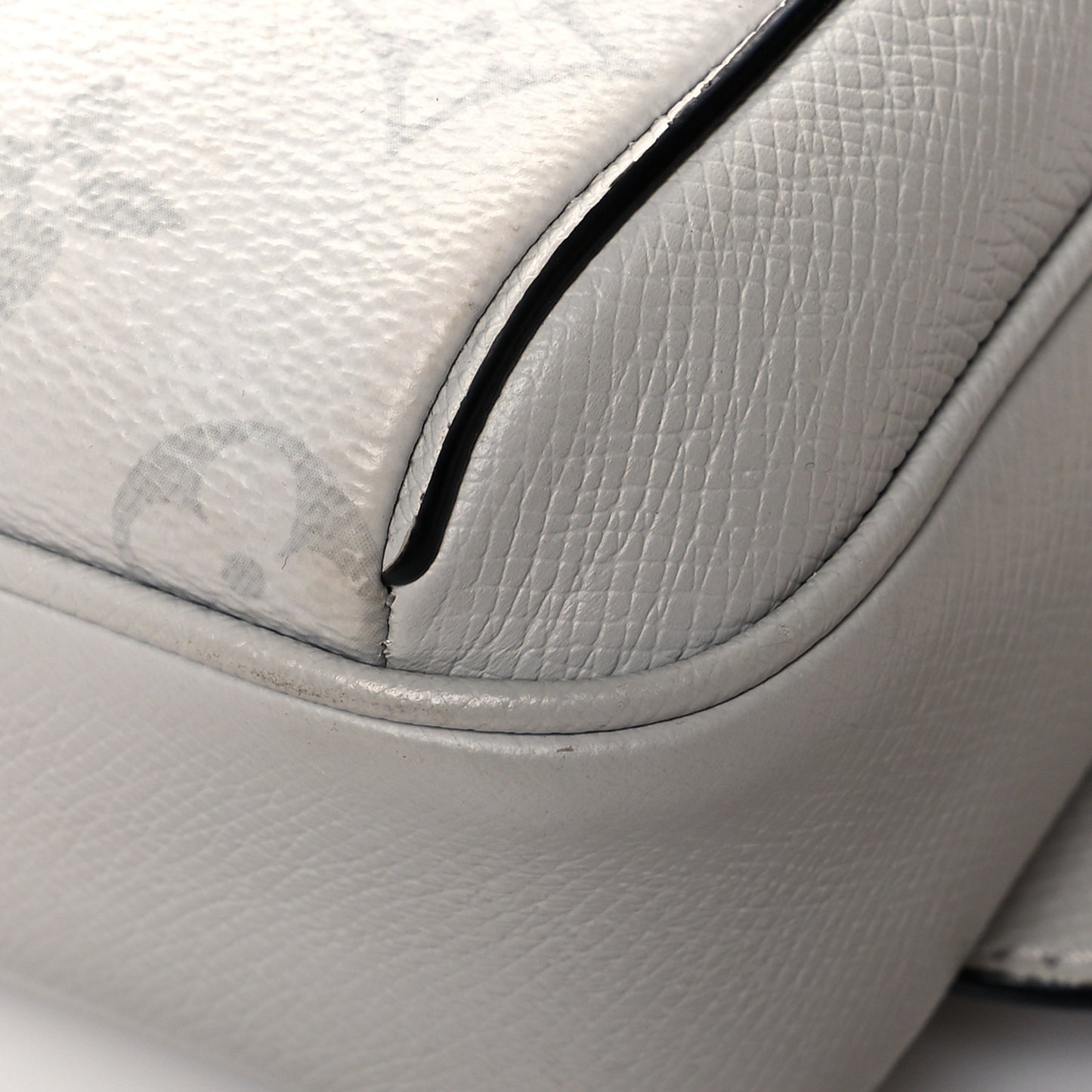 Taiga Monogram Outdoor Bumbag White