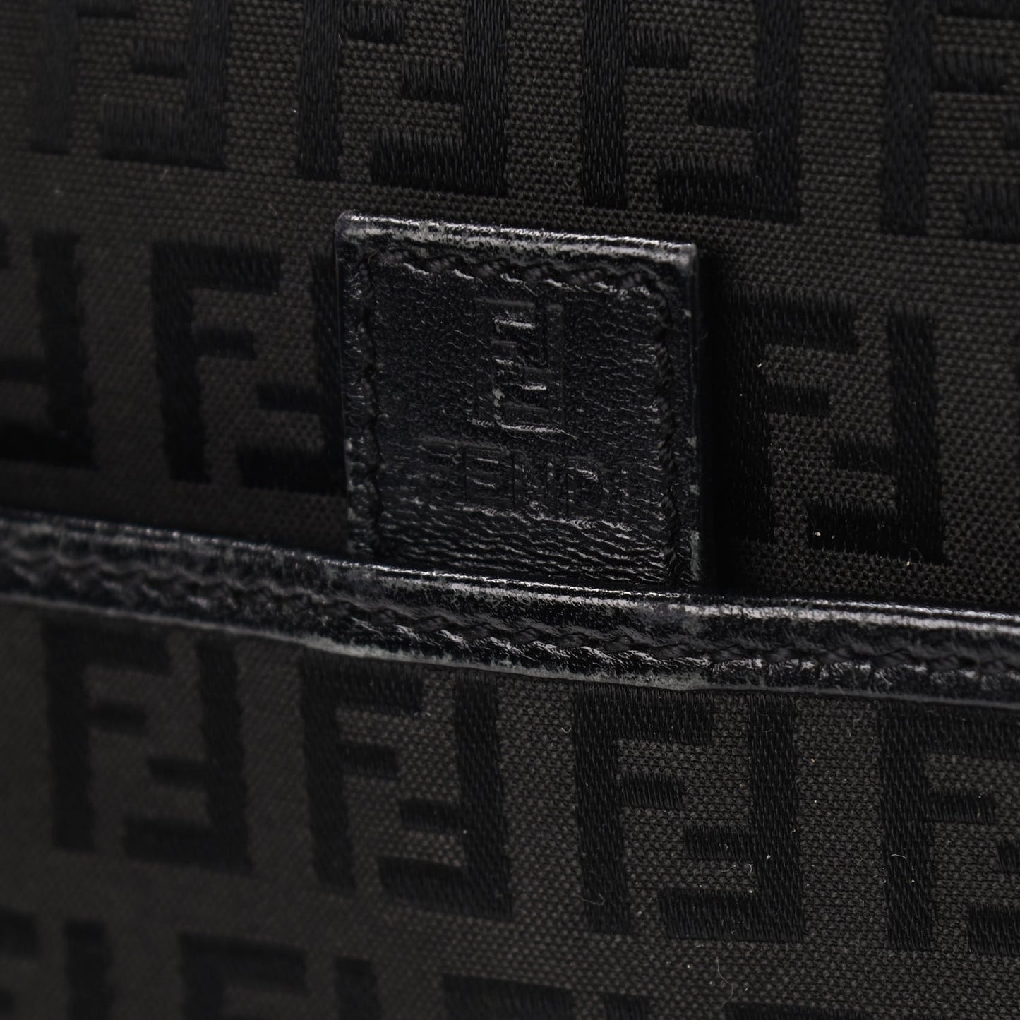 Zucchino Vitello Small Crossbody Black