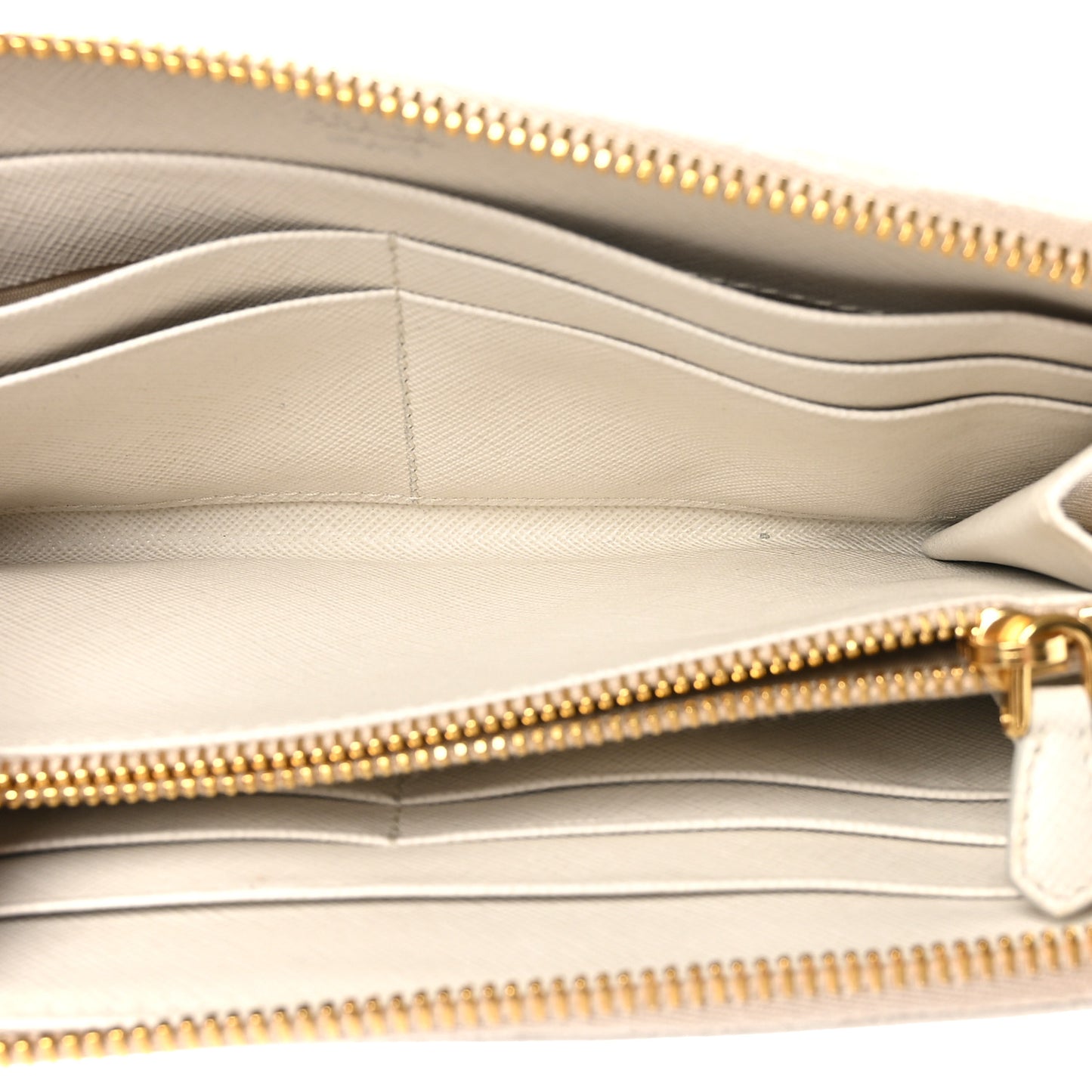 Saffiano Metal Zip Around Wallet Cera