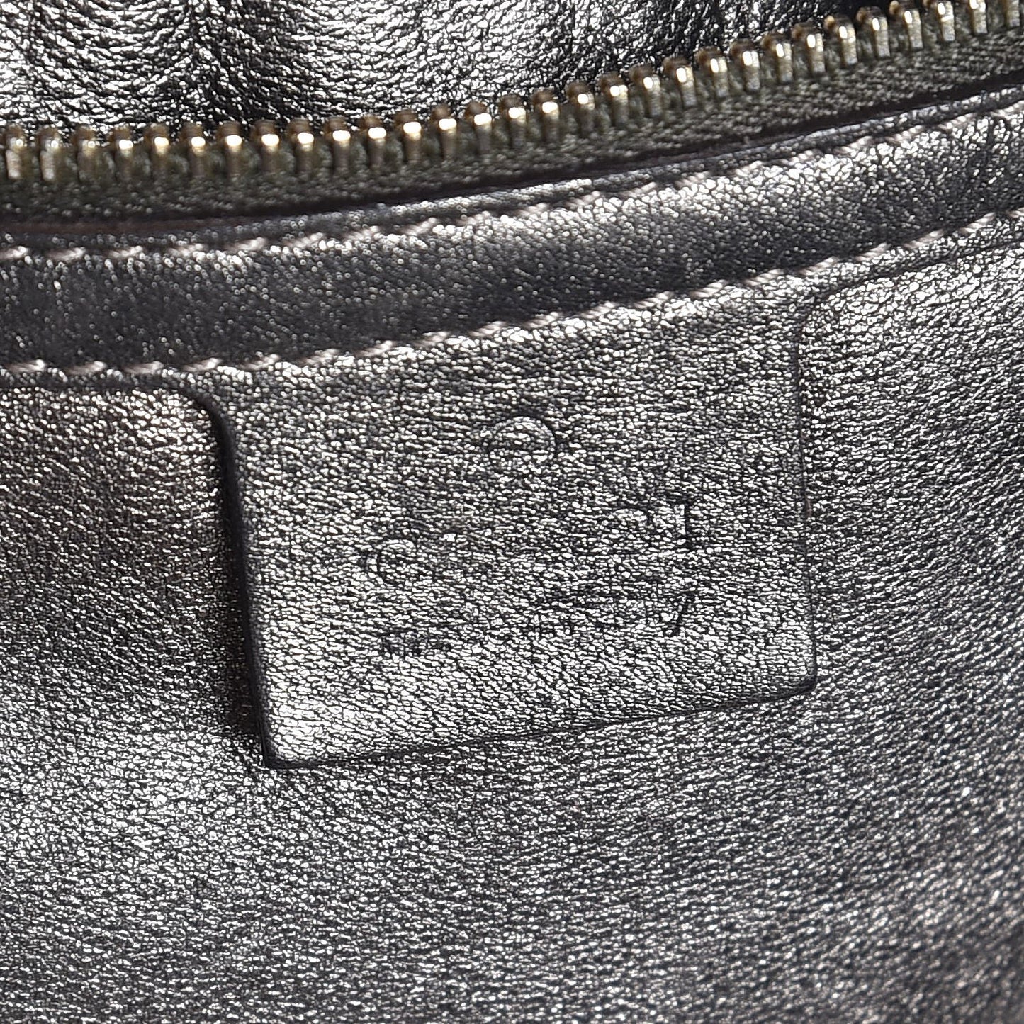 Metallic Guccissima Large Indy Top Handle Hobo Pewter