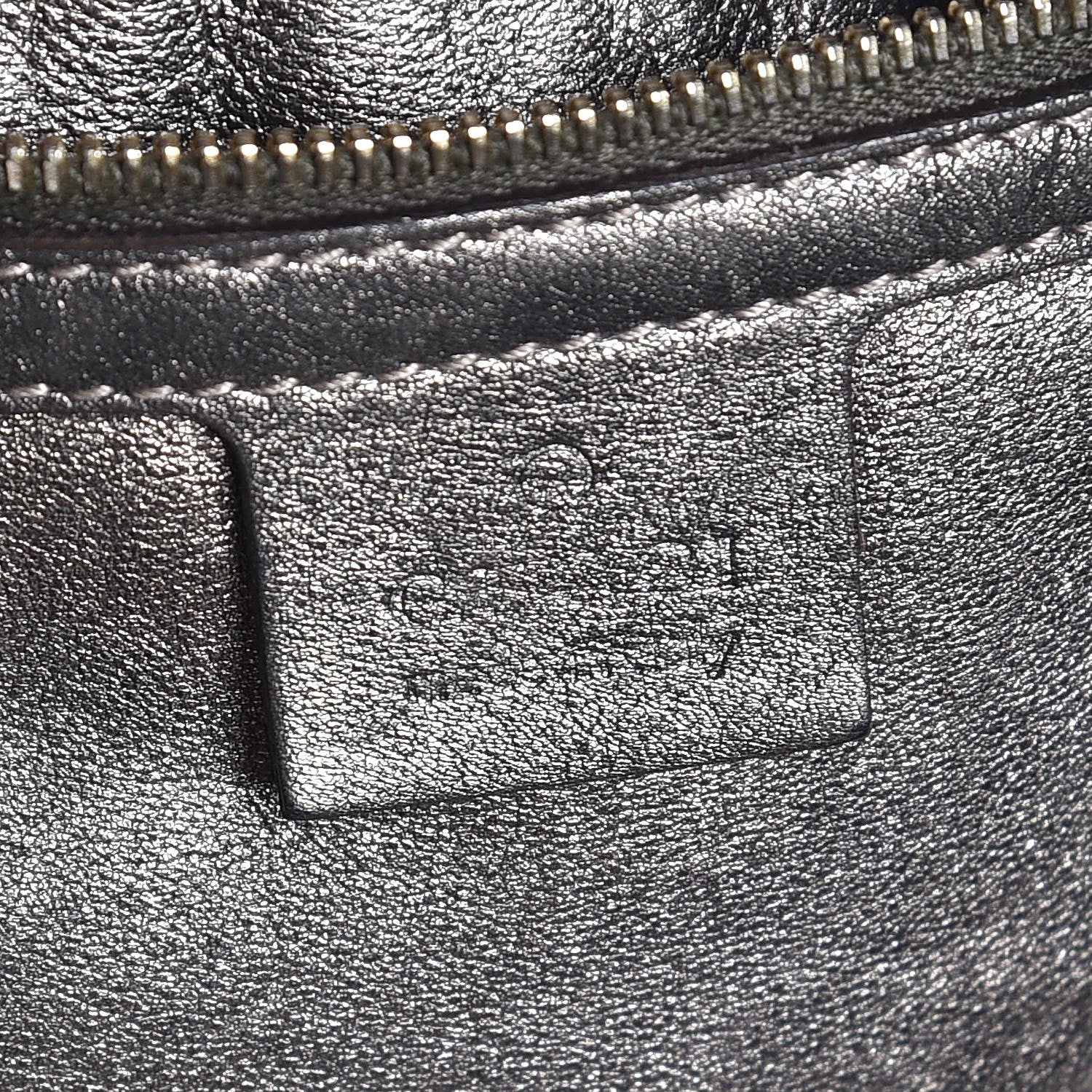 Gucci Metallic Guccissima Large Indy Top Handle Hobo Pewter 7 of 8