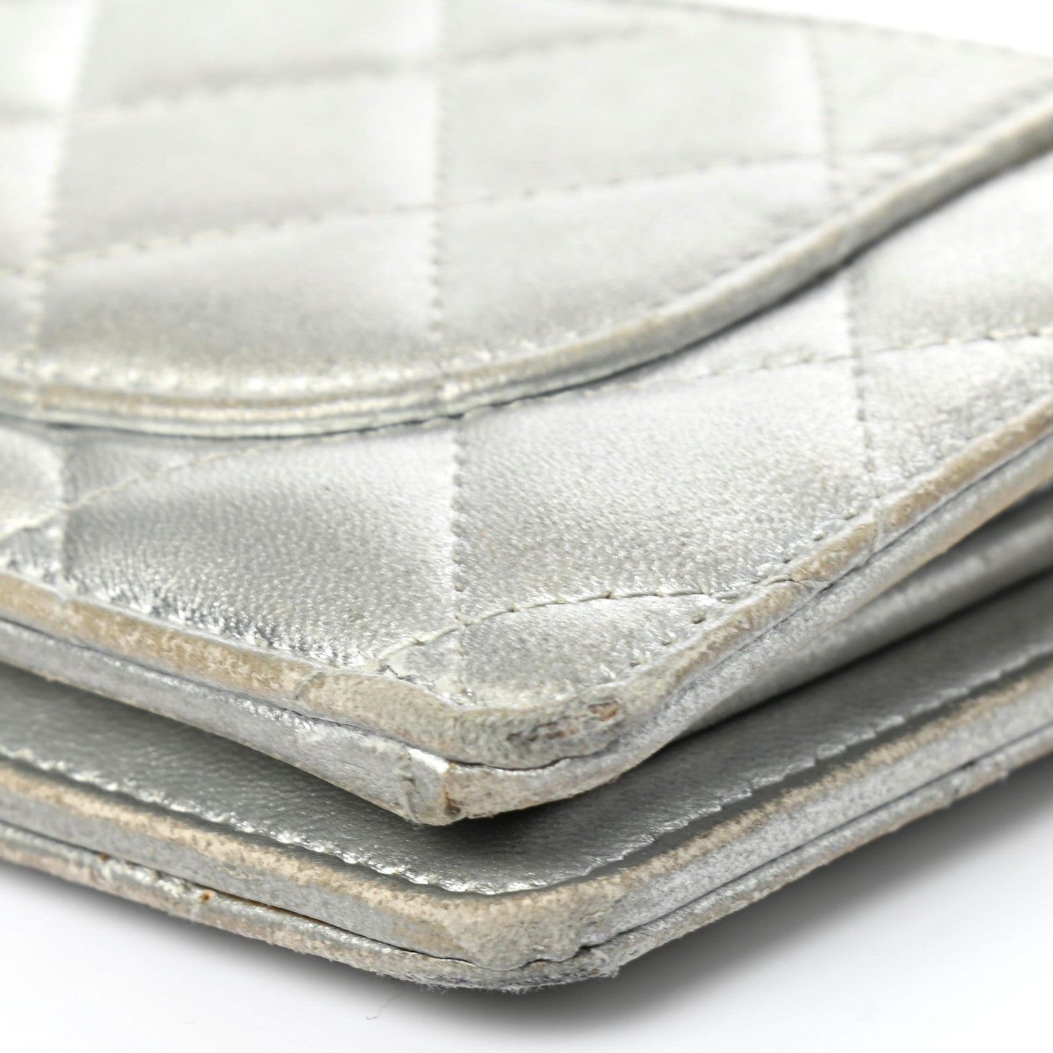 Chanel Metallic Lambskin Quilted Yen Wallet Silver 13 of 16