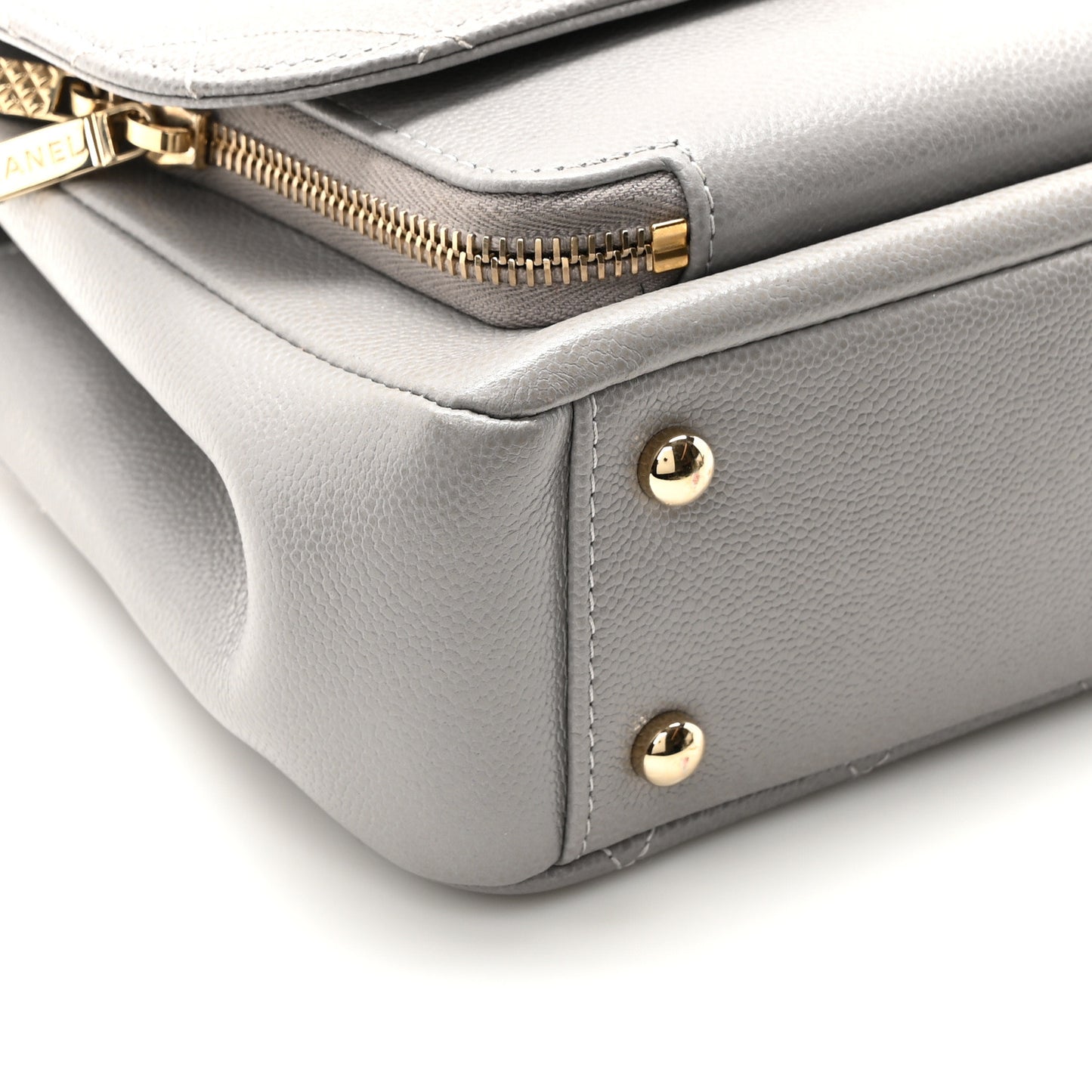 Caviar Quilted Medium Business Affinity Flap Grey