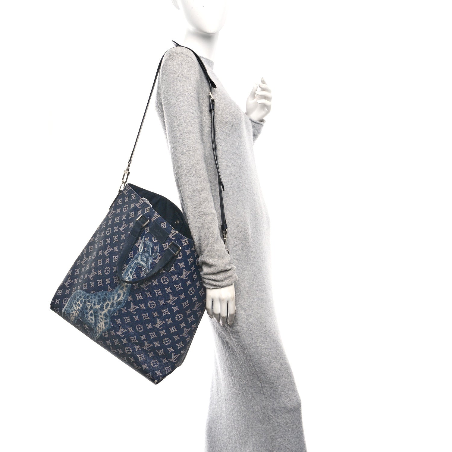 Louis Vuitton Savane Monogram Chapman Atlas Tote Ink 2 of 9