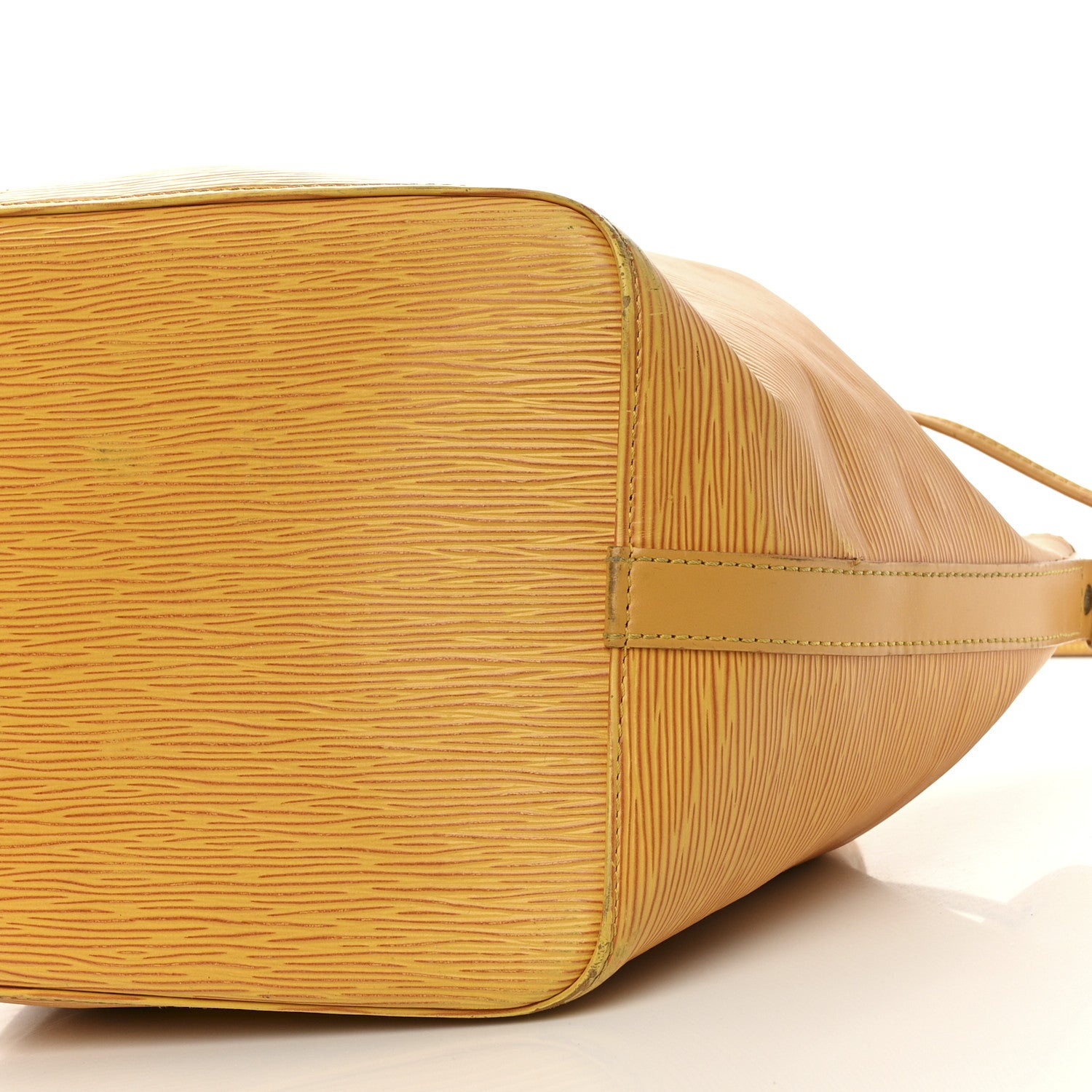 Louis Vuitton Epi Noe Tassil 8 of 17