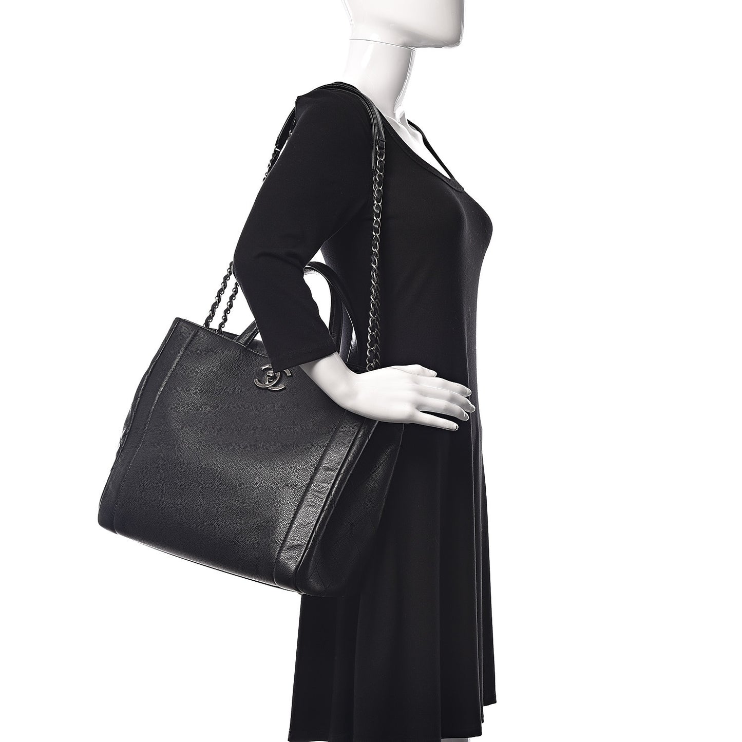 Caviar Shopping Tote Black