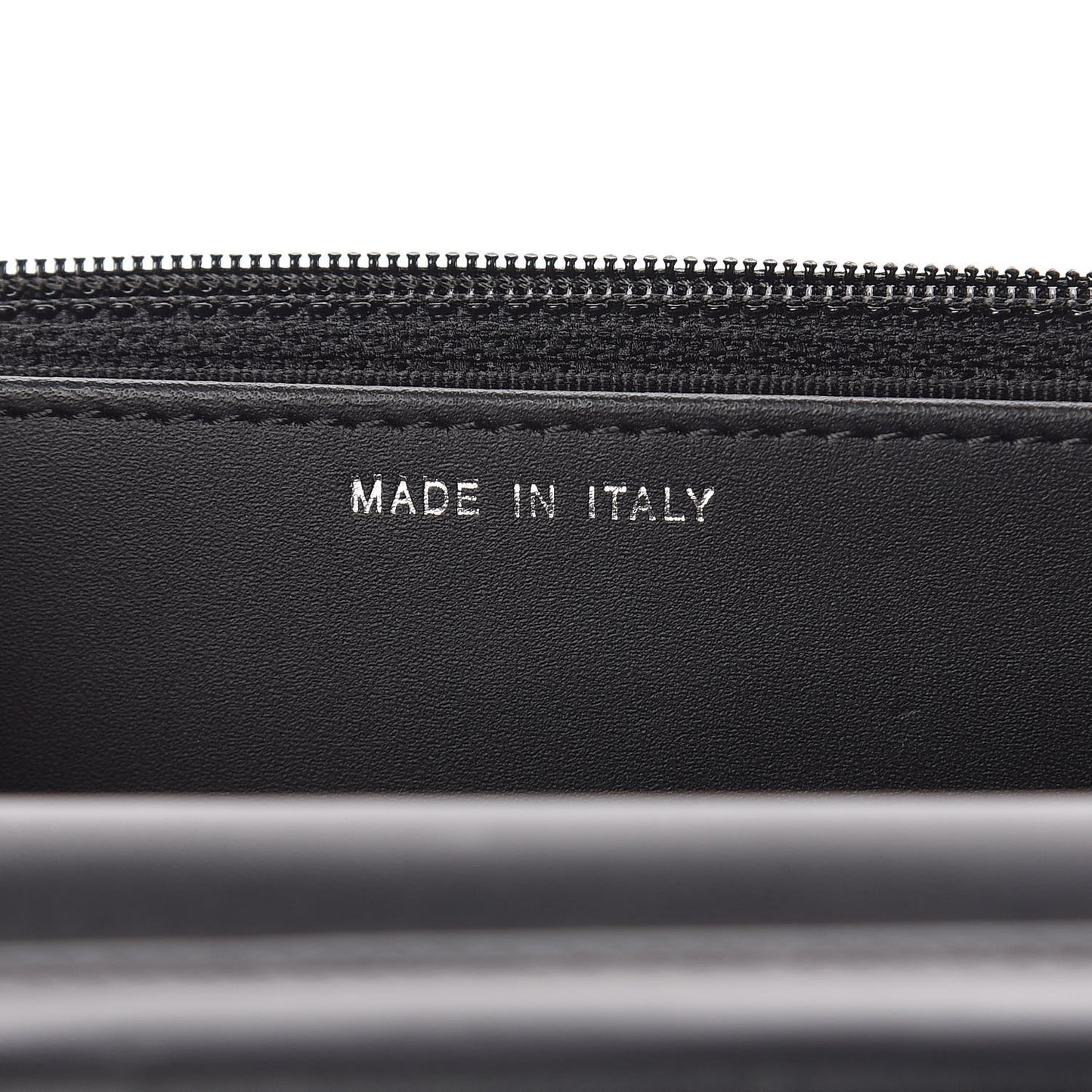 Patent Quilted Wallet On Chain WOC Black