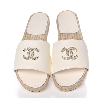 Chanel Lambskin Pearl CC Espadrille Slip On Sandals 38 Ivory 5 of 12