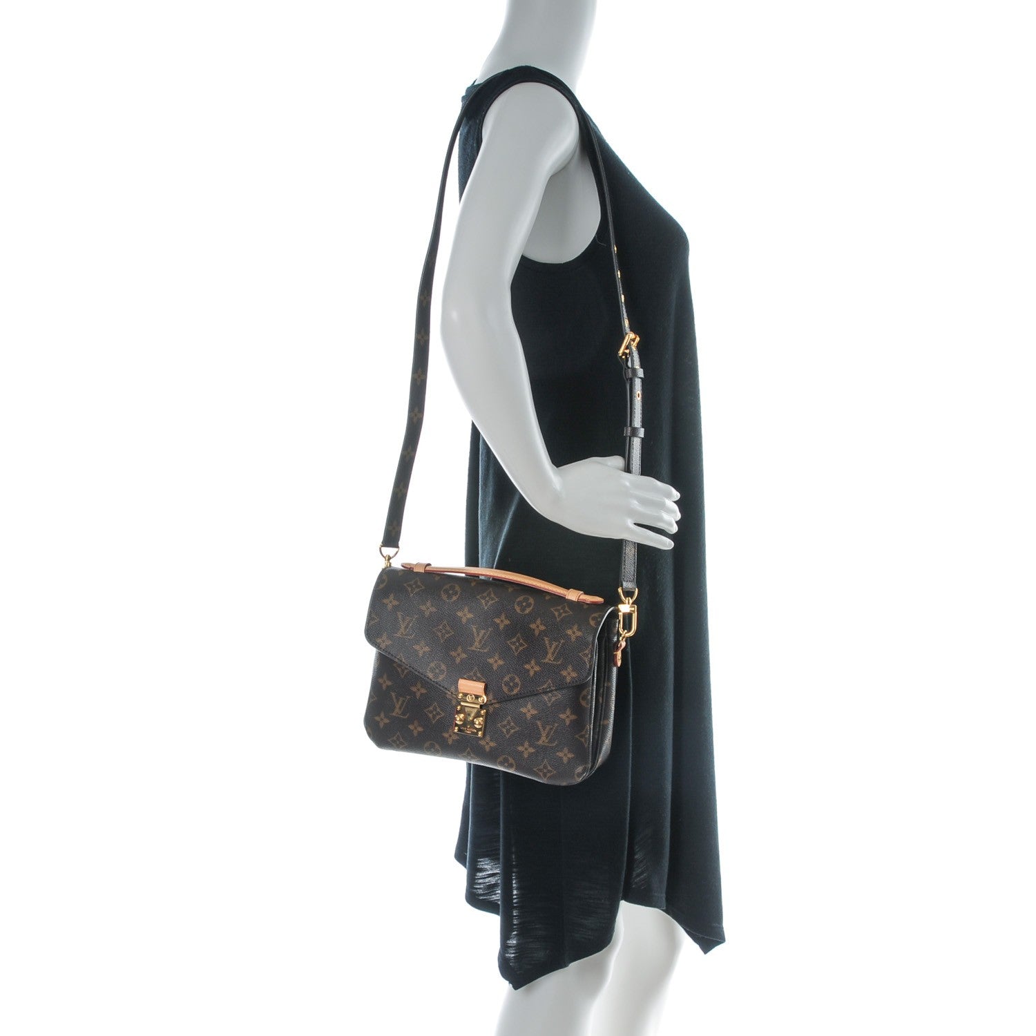 Louis Vuitton Monogram Pochette Metis 2 of 7