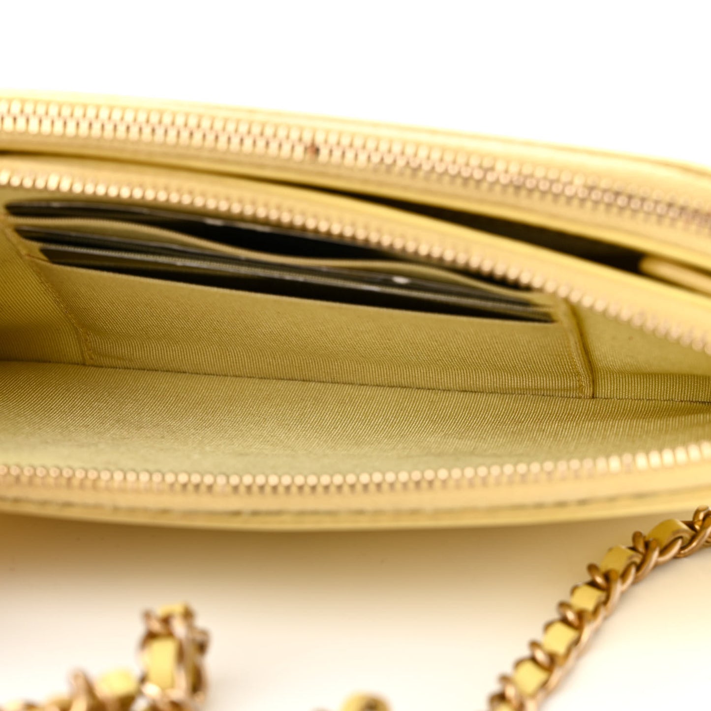 Caviar Quilted CC Filigree Clutch With Chain Yellow