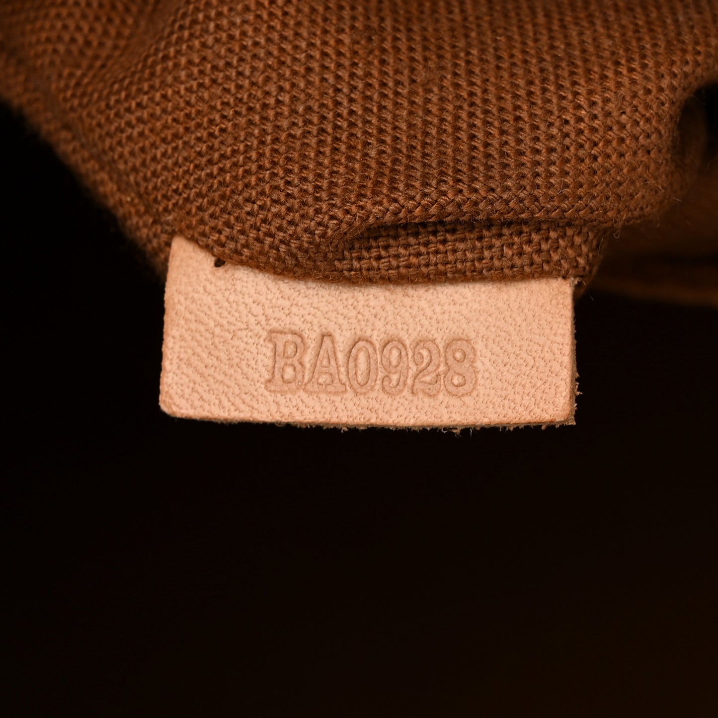 Monogram Alma MM