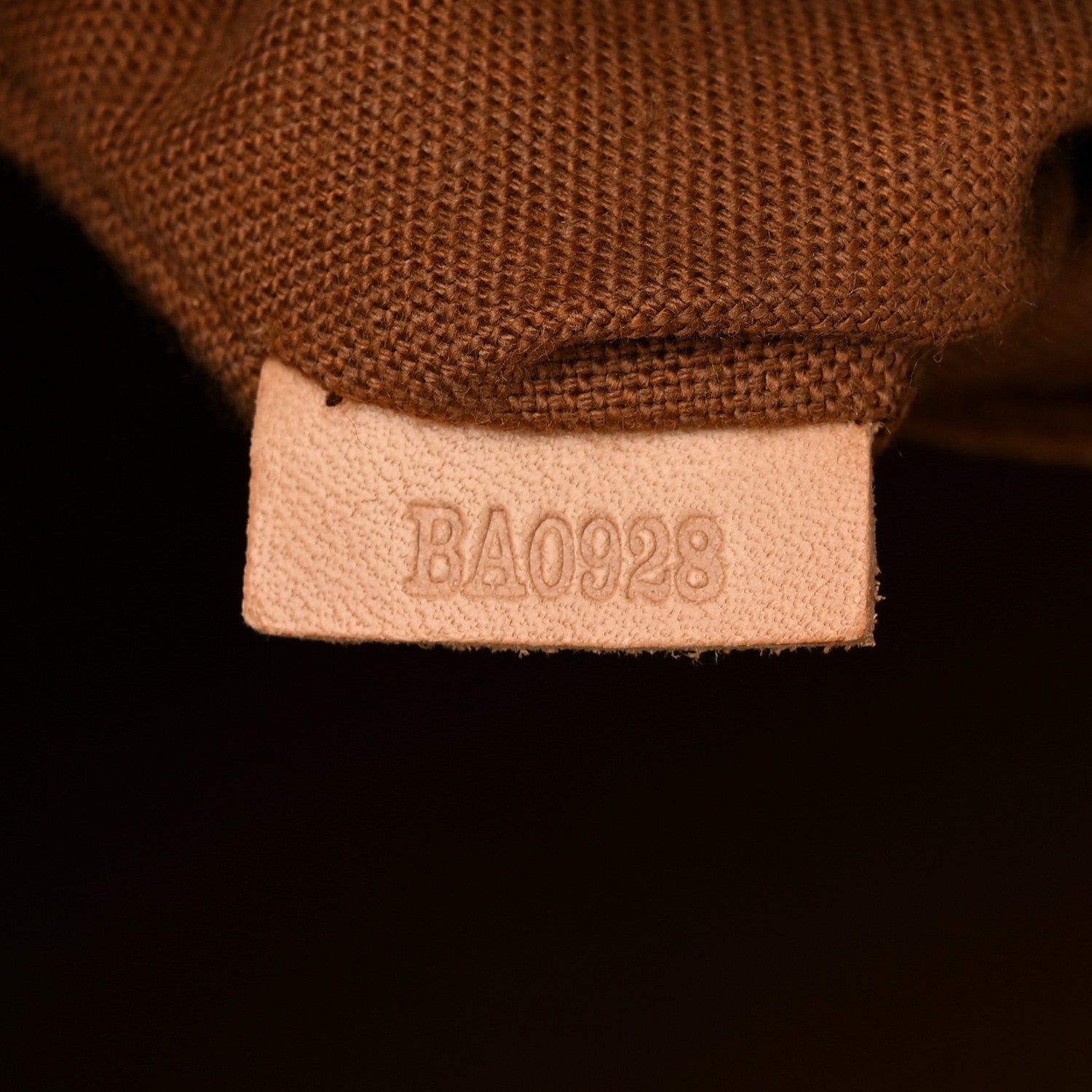 Louis Vuitton Monogram Alma MM 7 of 15