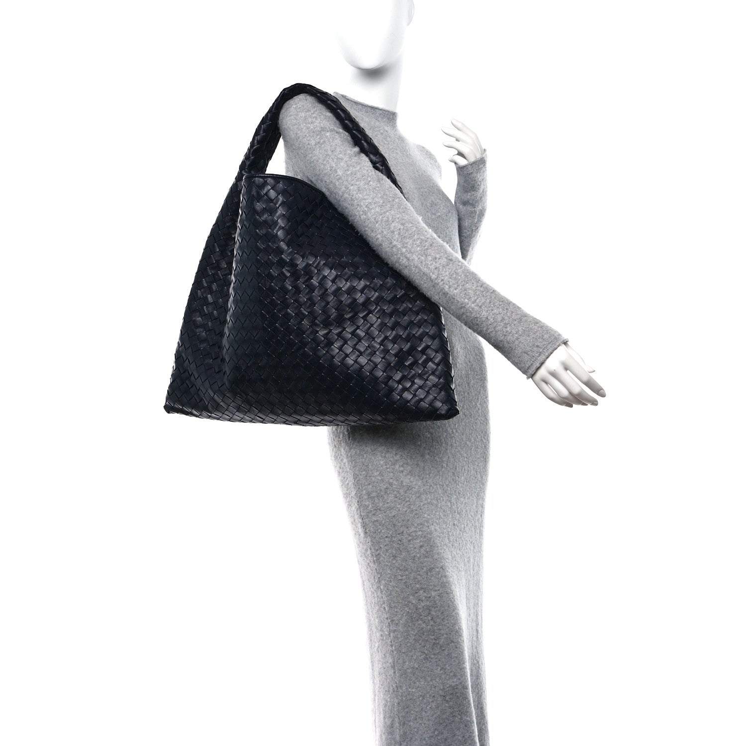 Bottega Veneta Calfskin Intrecciato Large Hop Space 2 of 9