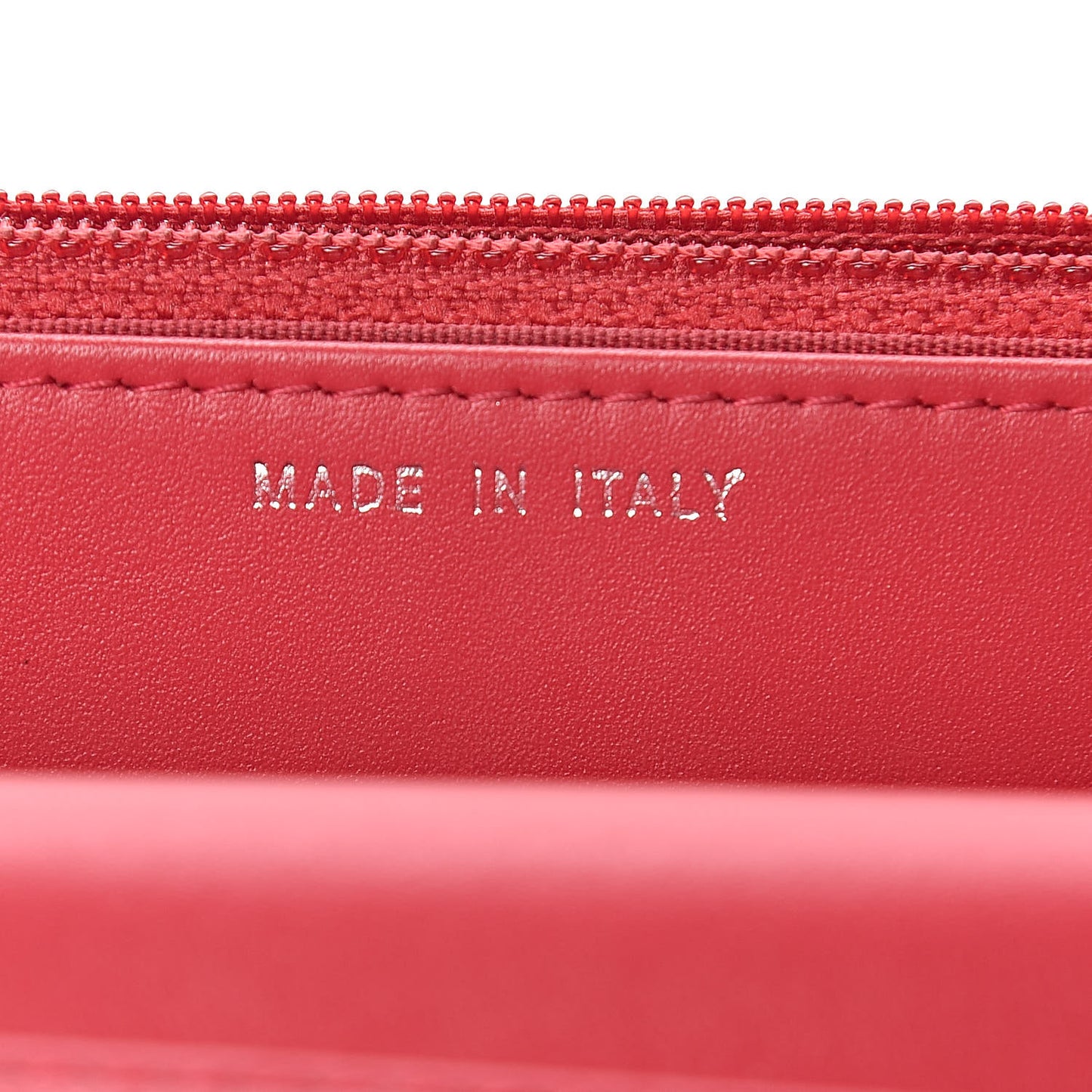 Caviar Timeless CC Wallet On Chain WOC Red