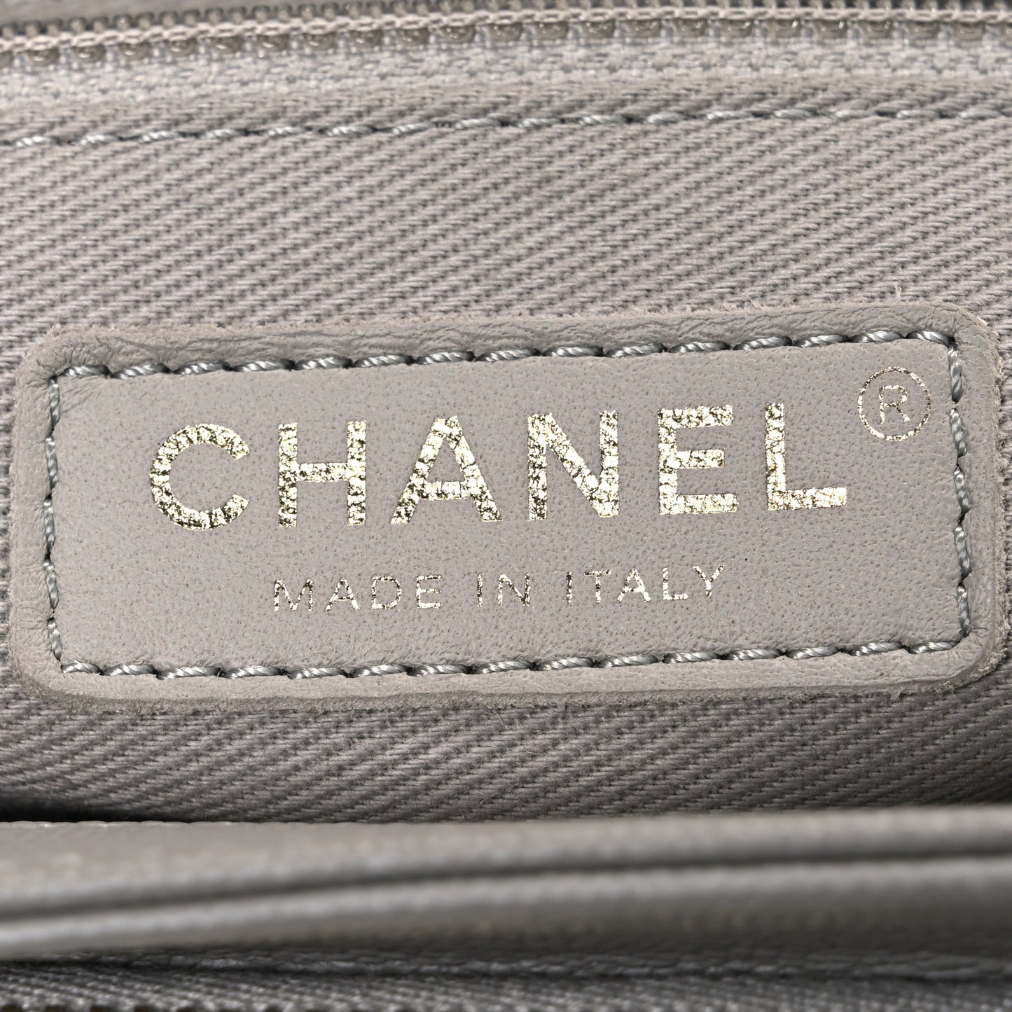 Caviar Quilted Small Business Affinity Flap Grey