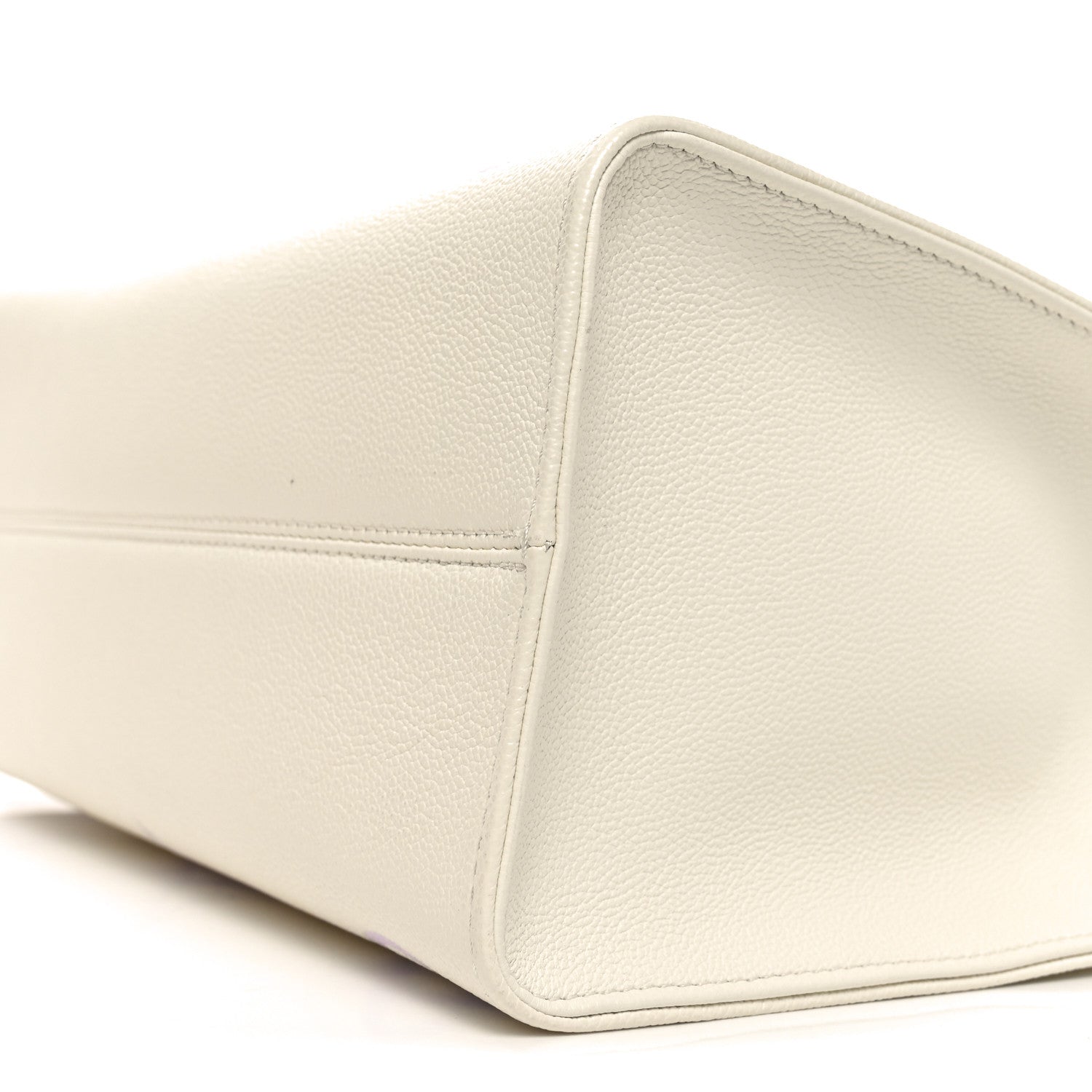Louis Vuitton Empreinte Monogram Giant Onthego MM Latte Bubble Tea 9 of 9