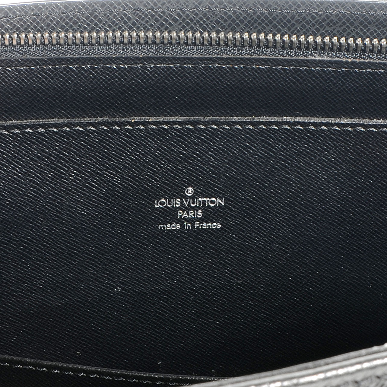 Louis Vuitton Taiga Lozan Ardoise 6 of 8