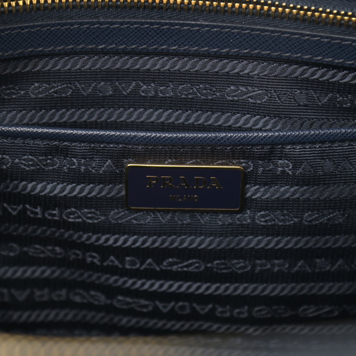 Saffiano Lux Medium Tote Bluette