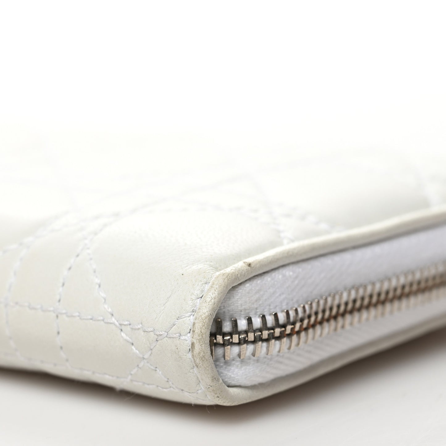 Lambskin Cannage Lady Dior Zip Wallet White