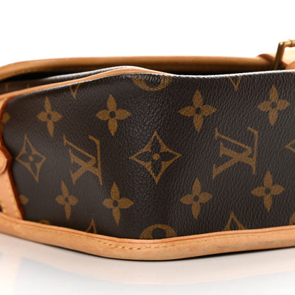 Louis Vuitton Monogram Sologne 9 of 16