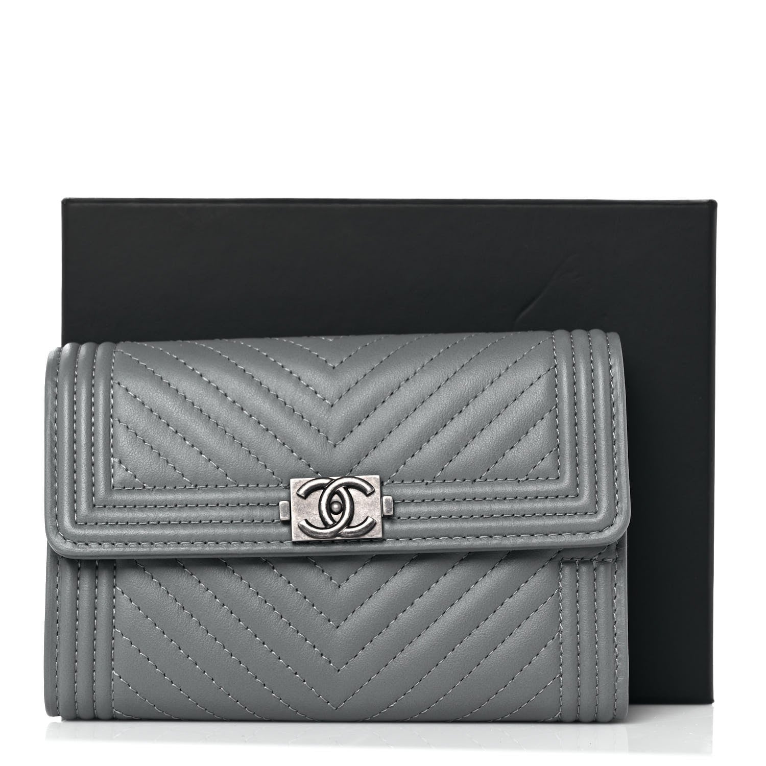 Chanel Calfskin Chevron Quilted Medium Boy Flap Wallet Grey 11 of 11