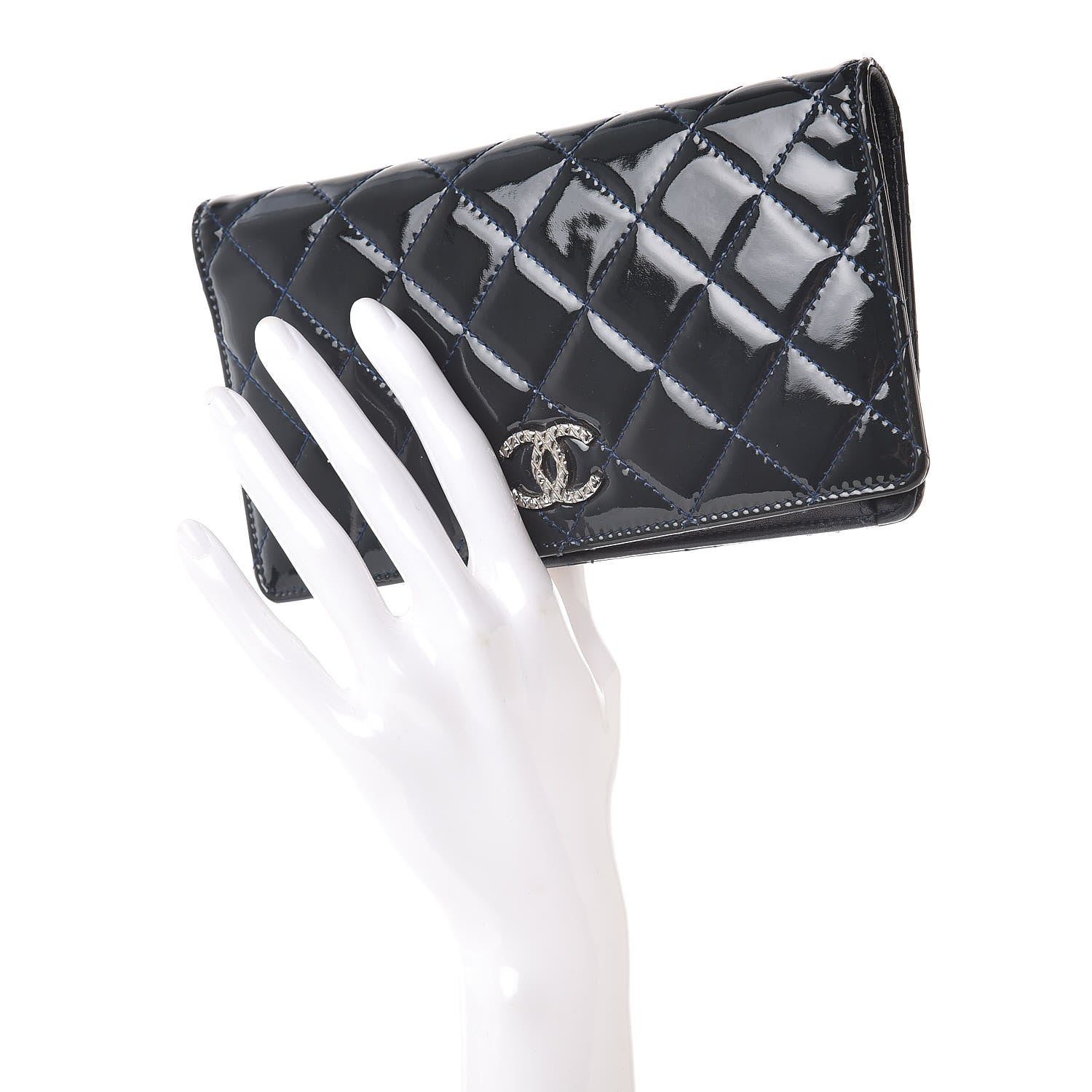 Chanel Patent Quilted Brilliant Yen Wallet Blue Fonce 2 of 15