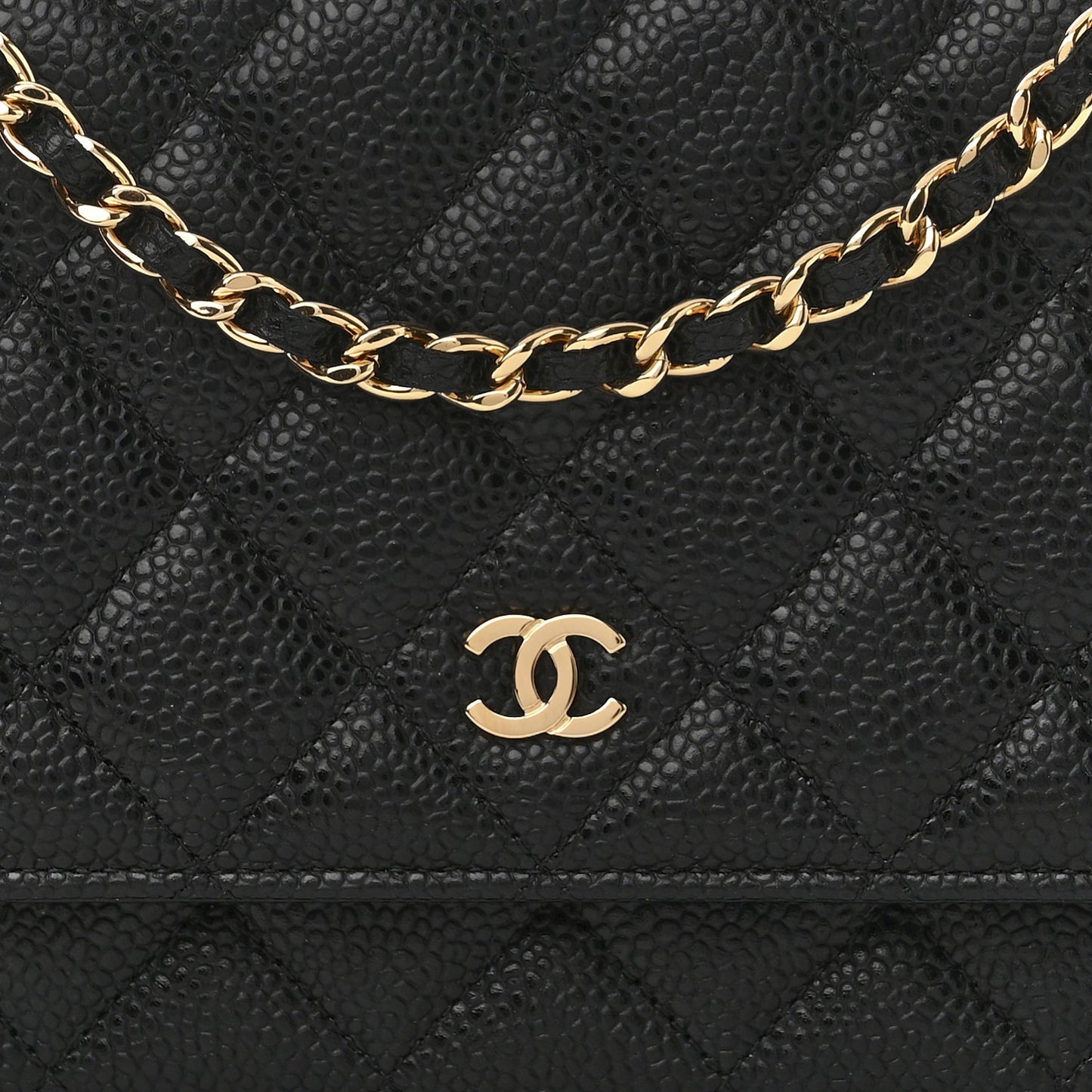 Caviar Quilted Wallet on Chain WOC Black