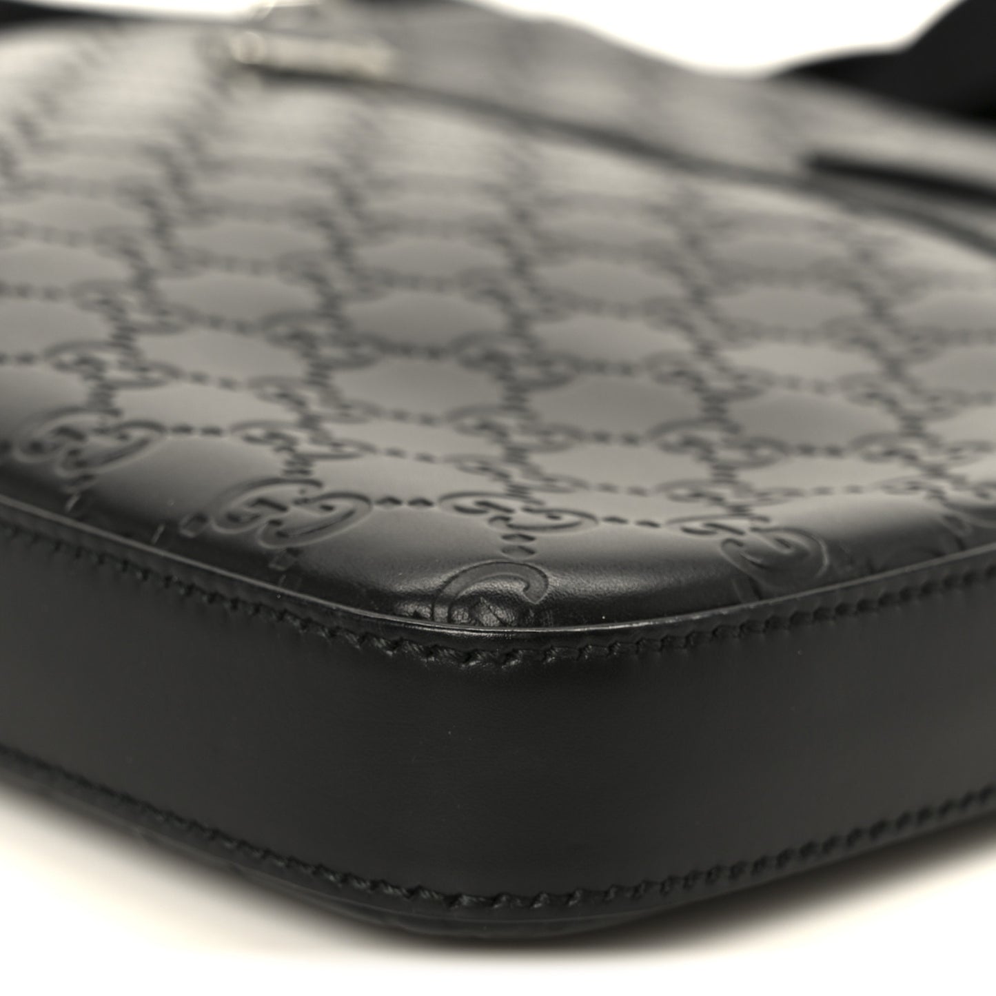Guccissima Signature Medium Flat Messenger Bag Black