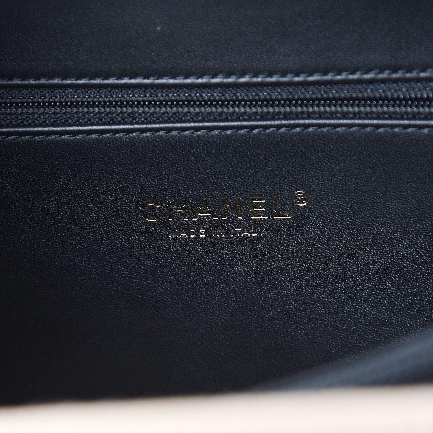 Chanel Caviar Quilted Medium CC Filigree Vanity Case Beige Black 5 of 9