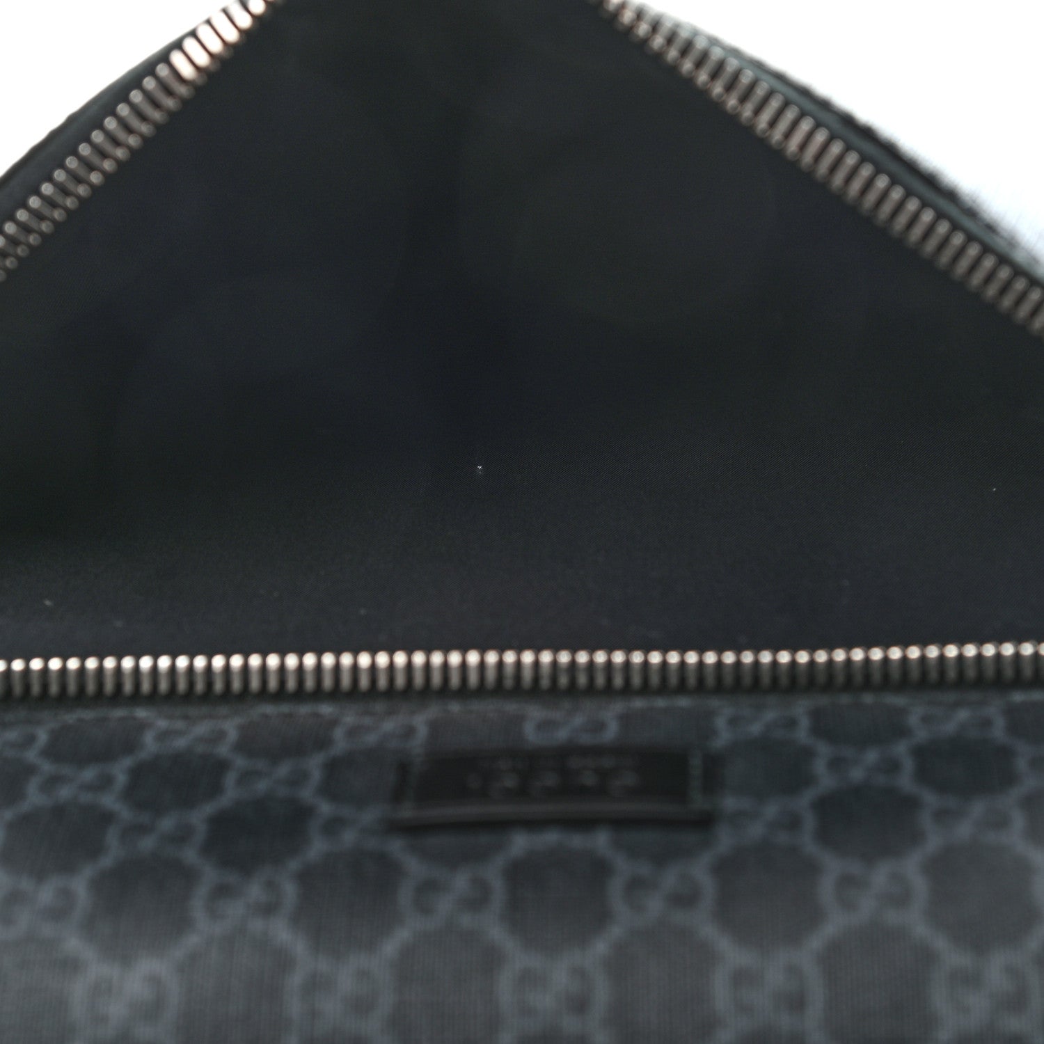 Gucci GG Supreme Monogram Gran Turismo Suitcase Black Grey 19 of 19