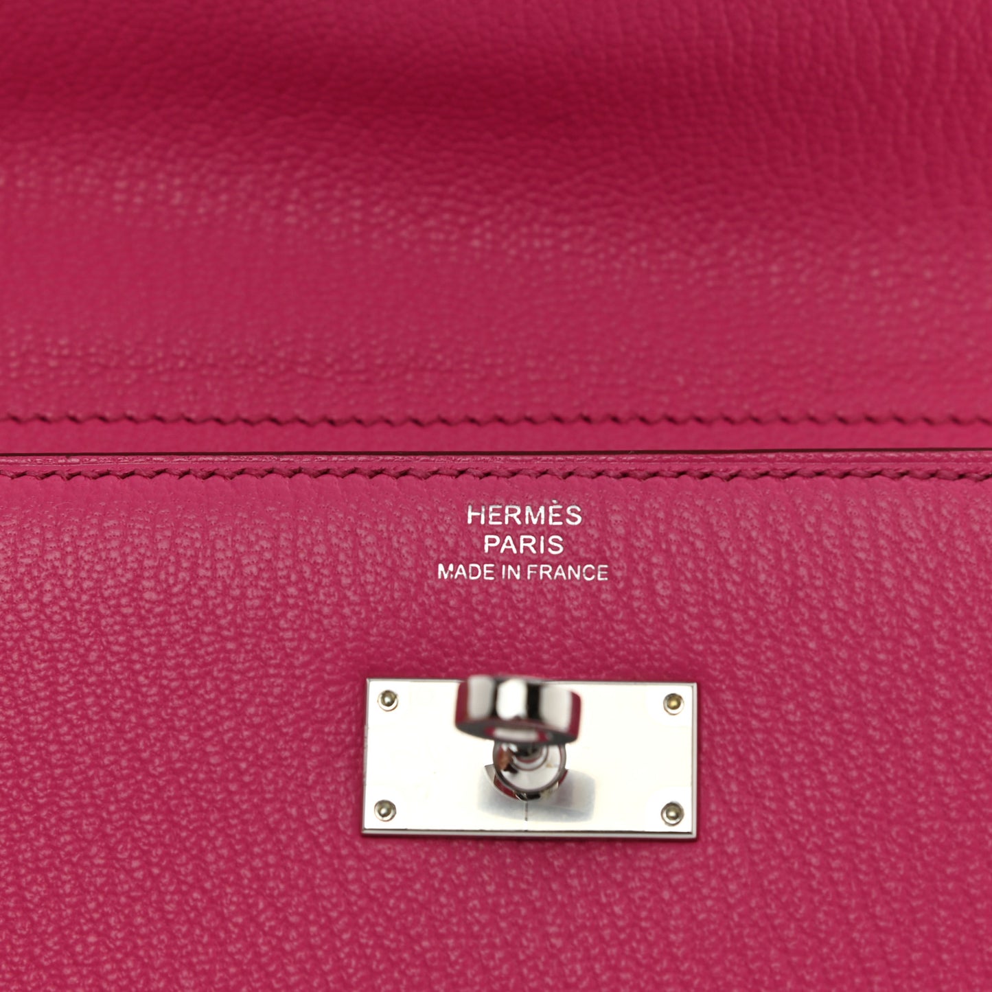 Chevre Mysore Medium Kelly Wallet Rose Shocking