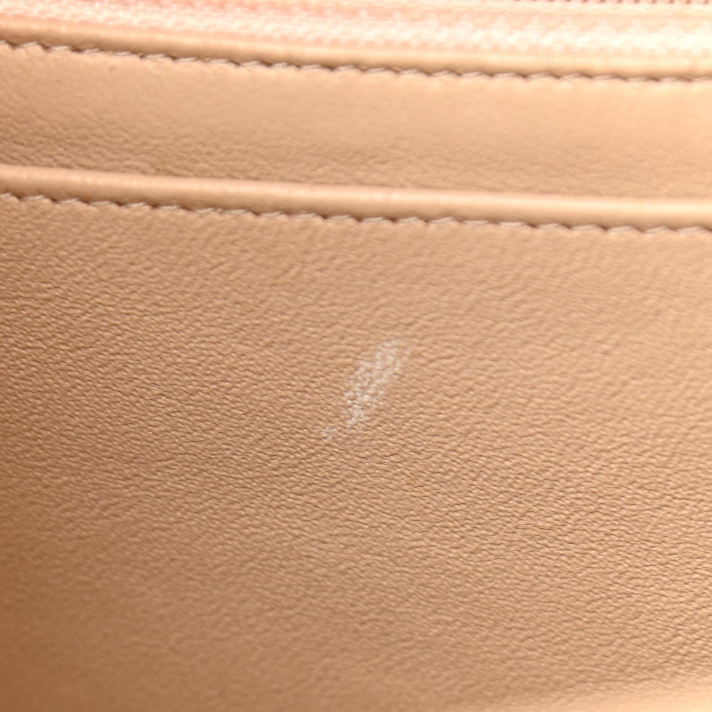Caviar Quilted Jumbo Single Flap Beige