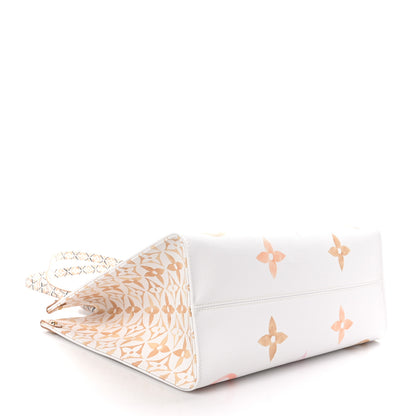 Louis Vuitton Monogram Giant By The Pool 2.0 Onthego MM Beige 4 of 9
