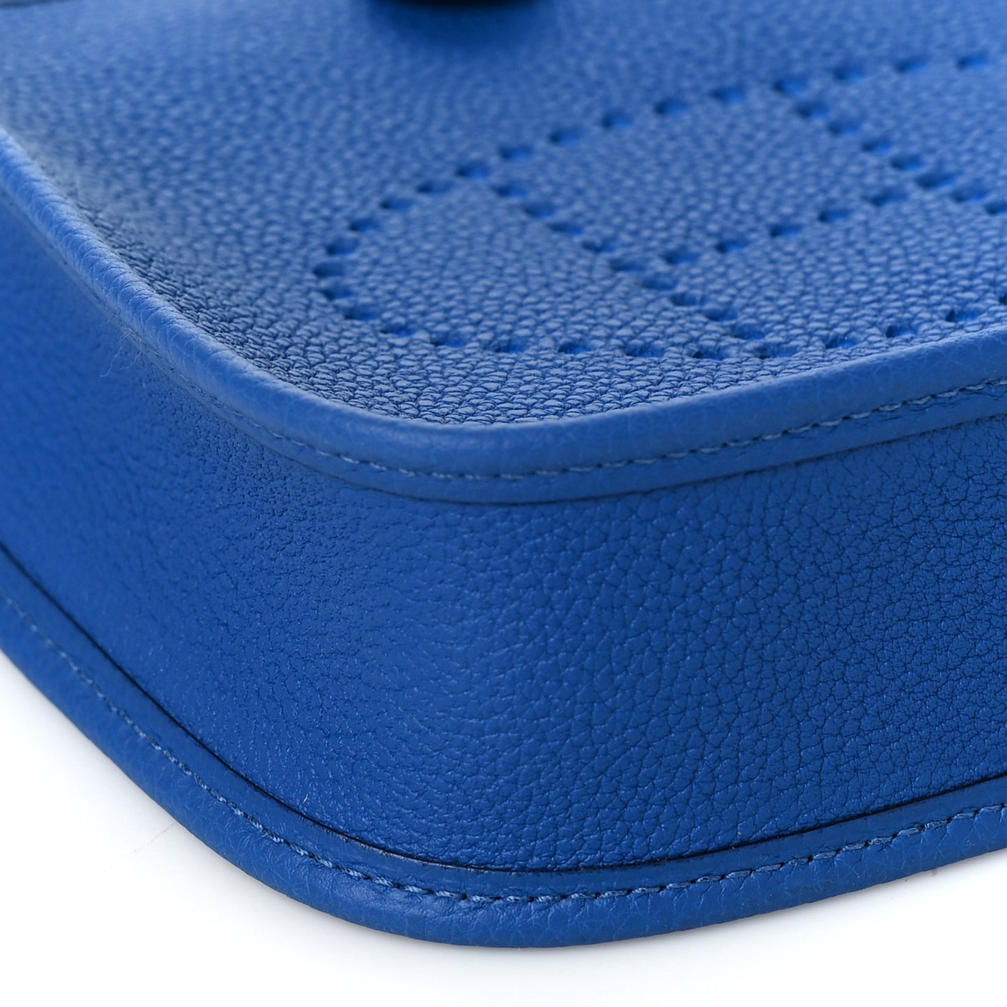 Taurillon Maurice Evelyne TPM Bleu France