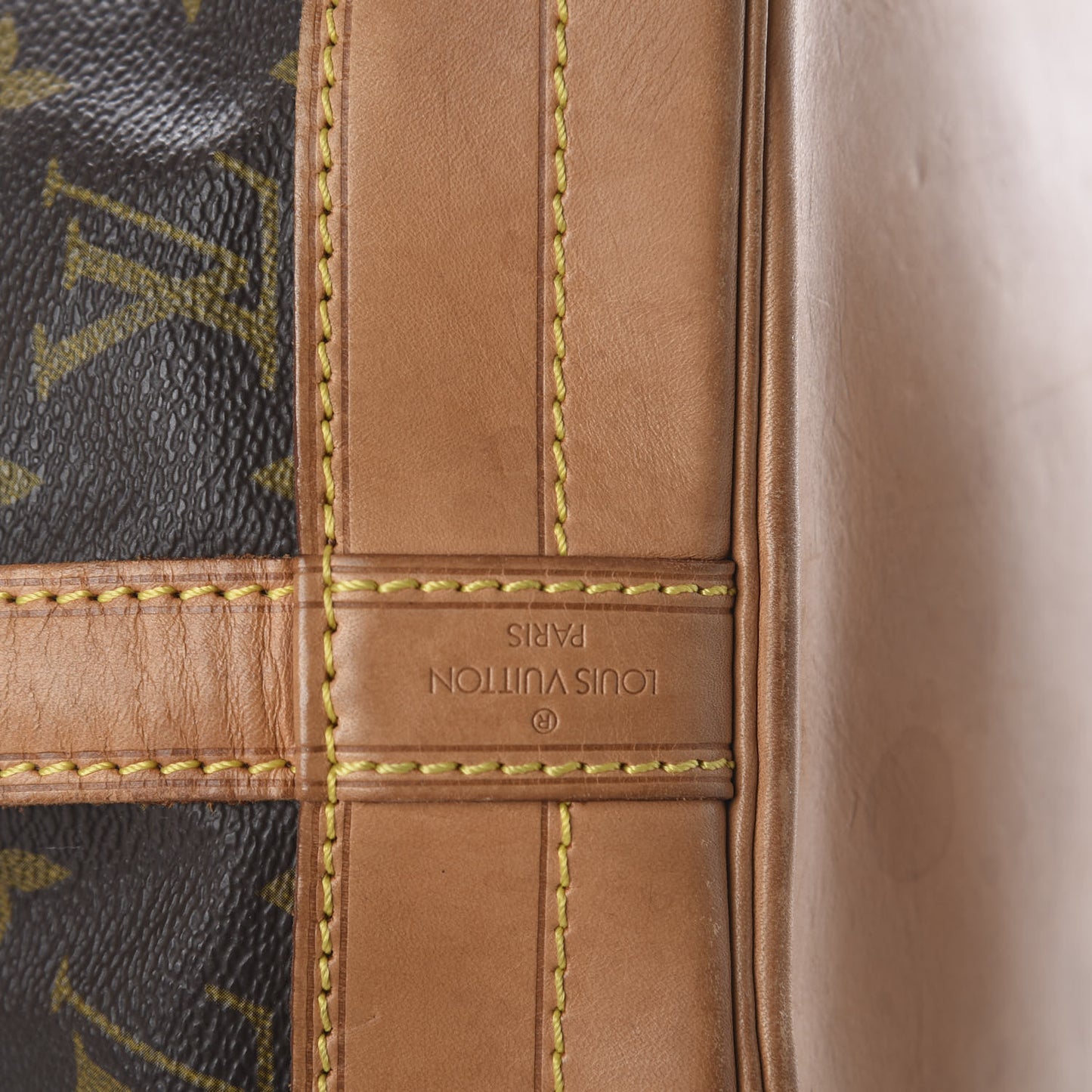 Monogram Noe