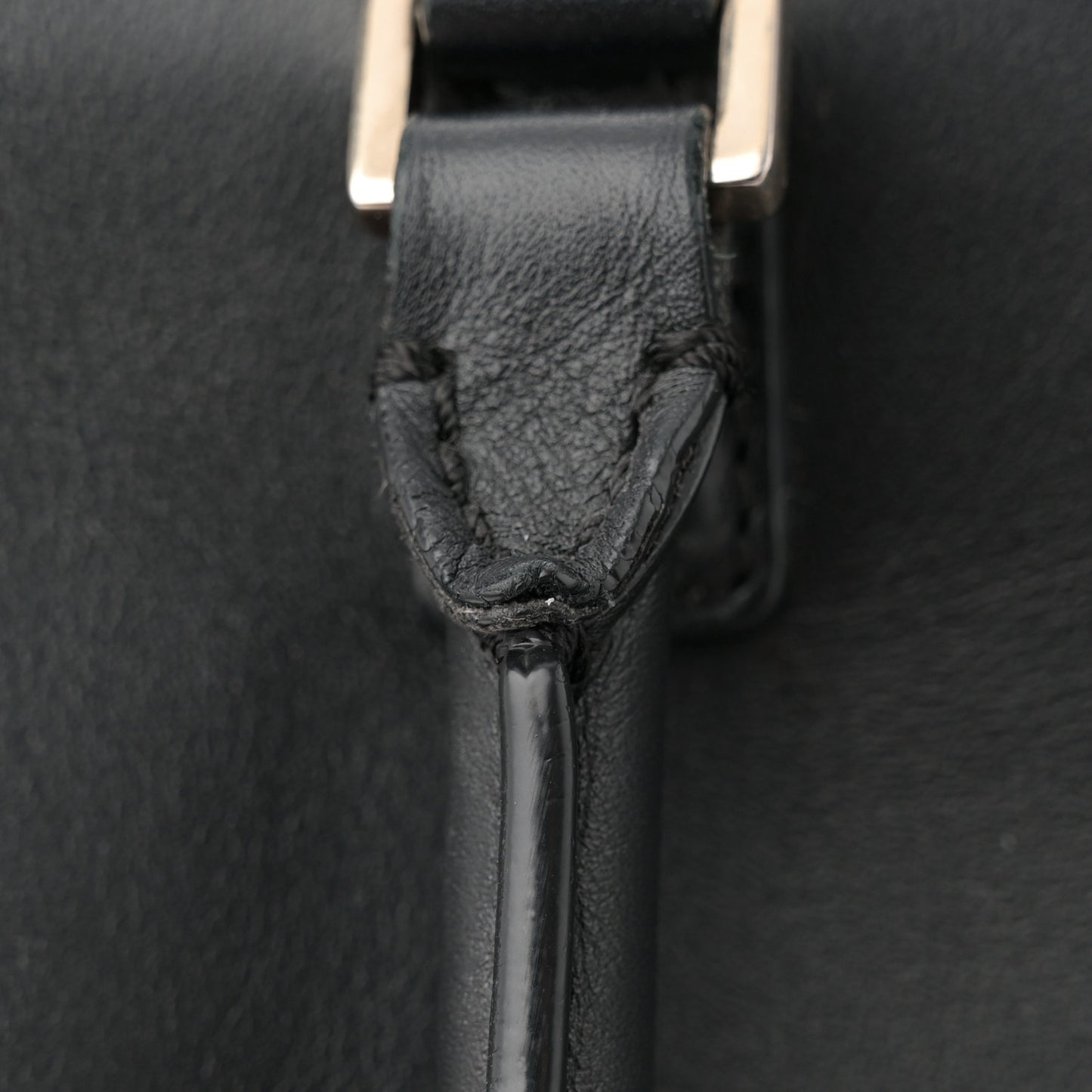 Vitello Bi-Color Small Rockstud Double Handle Tote Ivory Black