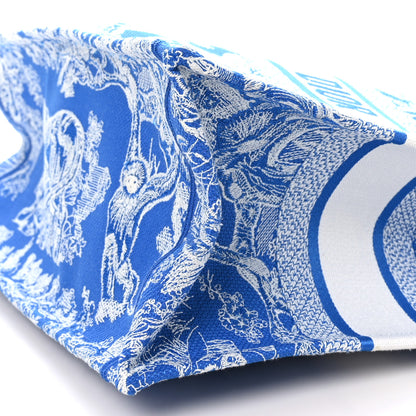 Christian Dior Canvas Embroidered Medium Dioriviera Toile De Jouy Book Tote Fluorescent Blue 10 of 10