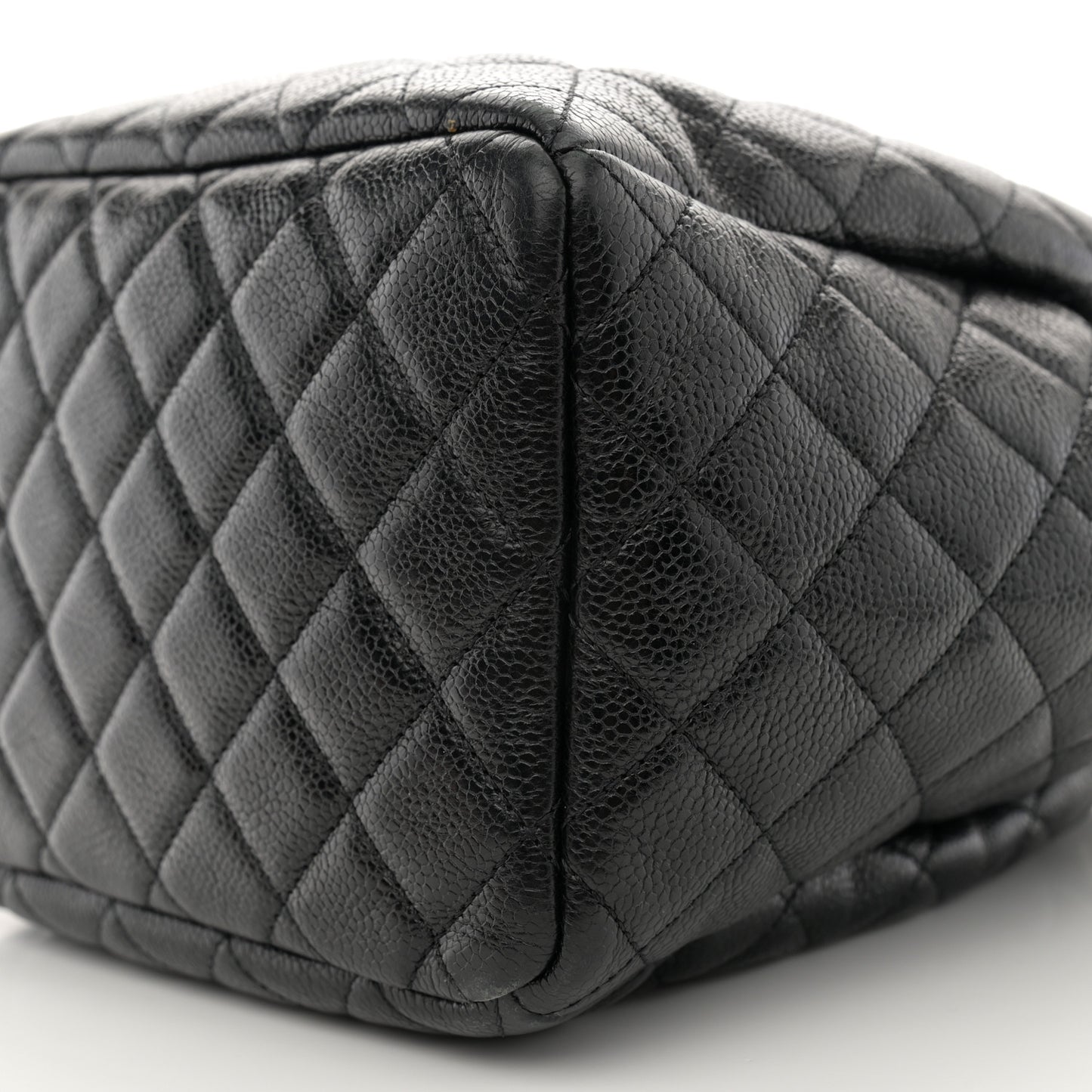 Caviar Flat Quilted CC Chain Bucket Drawstring Bag Black