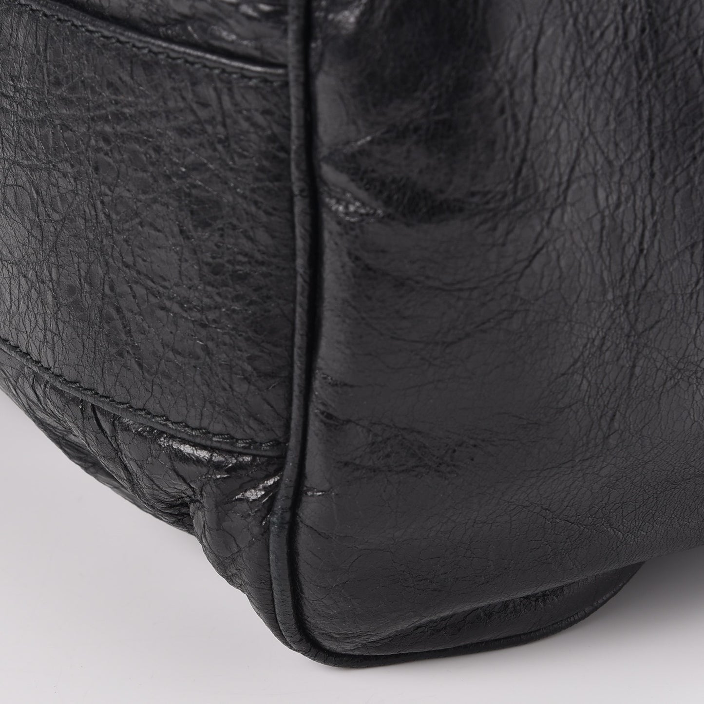 Agneau Giant 12 Gold Hardware Boston Black
