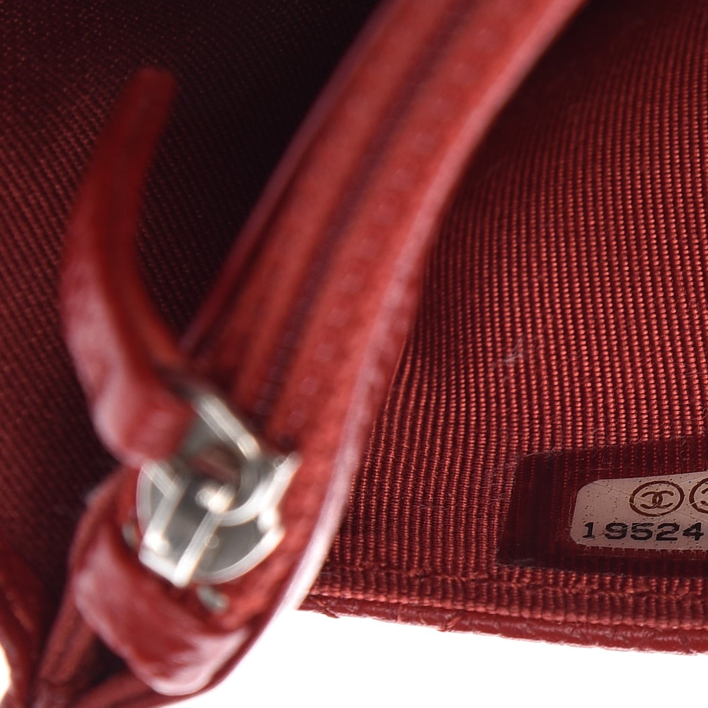 Caviar Quilted Wallet on Chain WOC Red