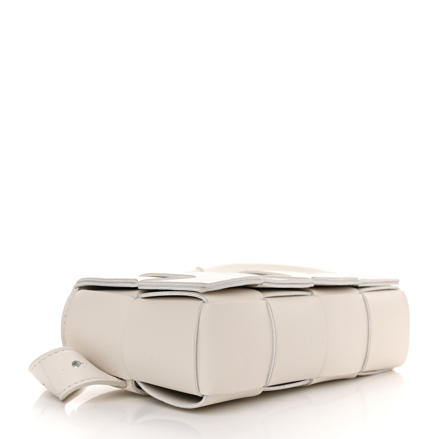 Bottega Veneta Nappa Maxi Intreccio The Belt Cassette Bag White 4 of 10