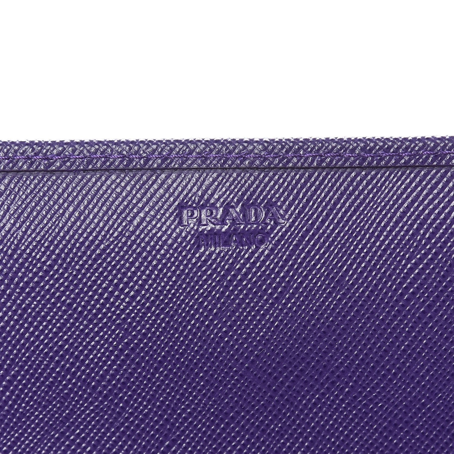 Saffiano Metal Oro Chain Wallet Viola