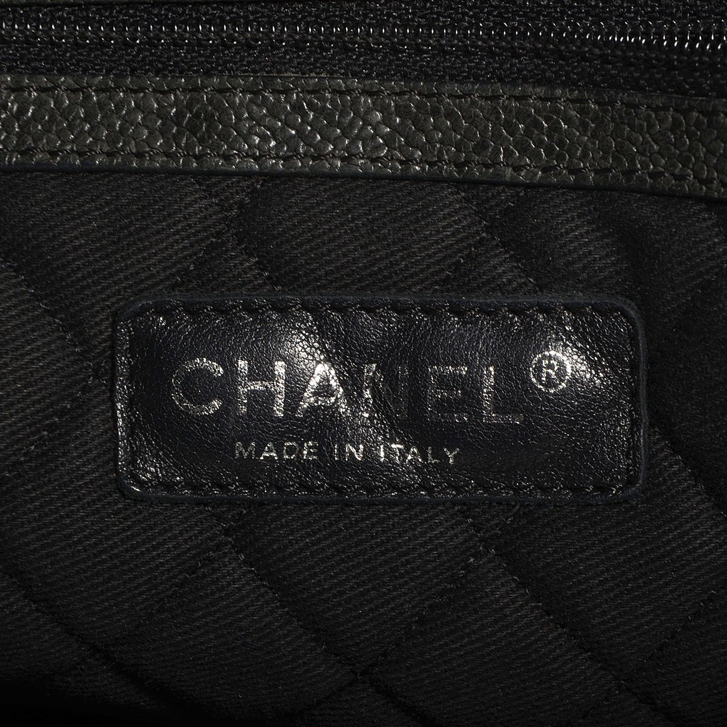 Distressed Caviar Outdoor Ligne Tote Black