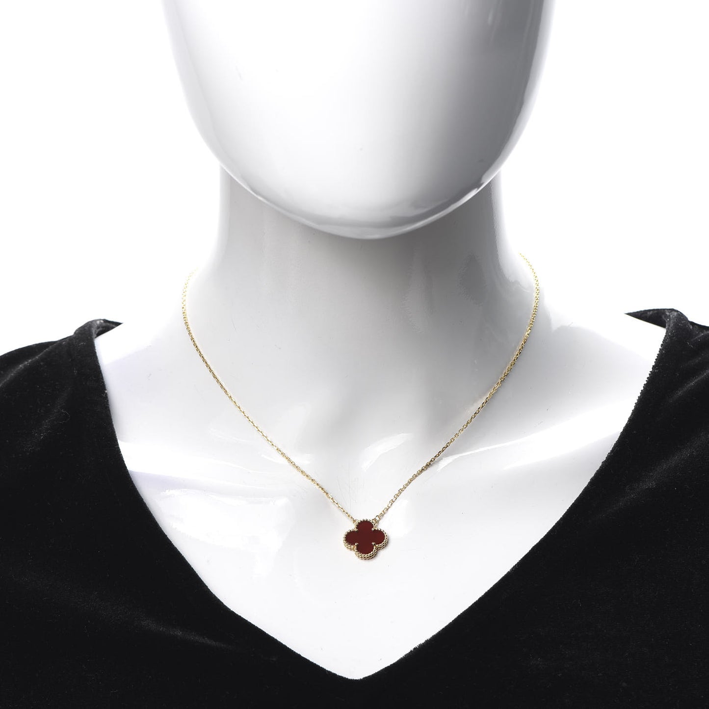18K Yellow Gold Carnelian Vintage Alhambra Pendant Necklace