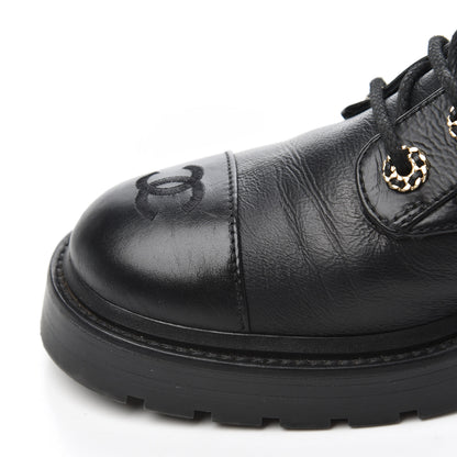 Chanel Shiny Goatskin Calfskin Quilted Lace Up Combat Boots 38.5 Black 10 of 14