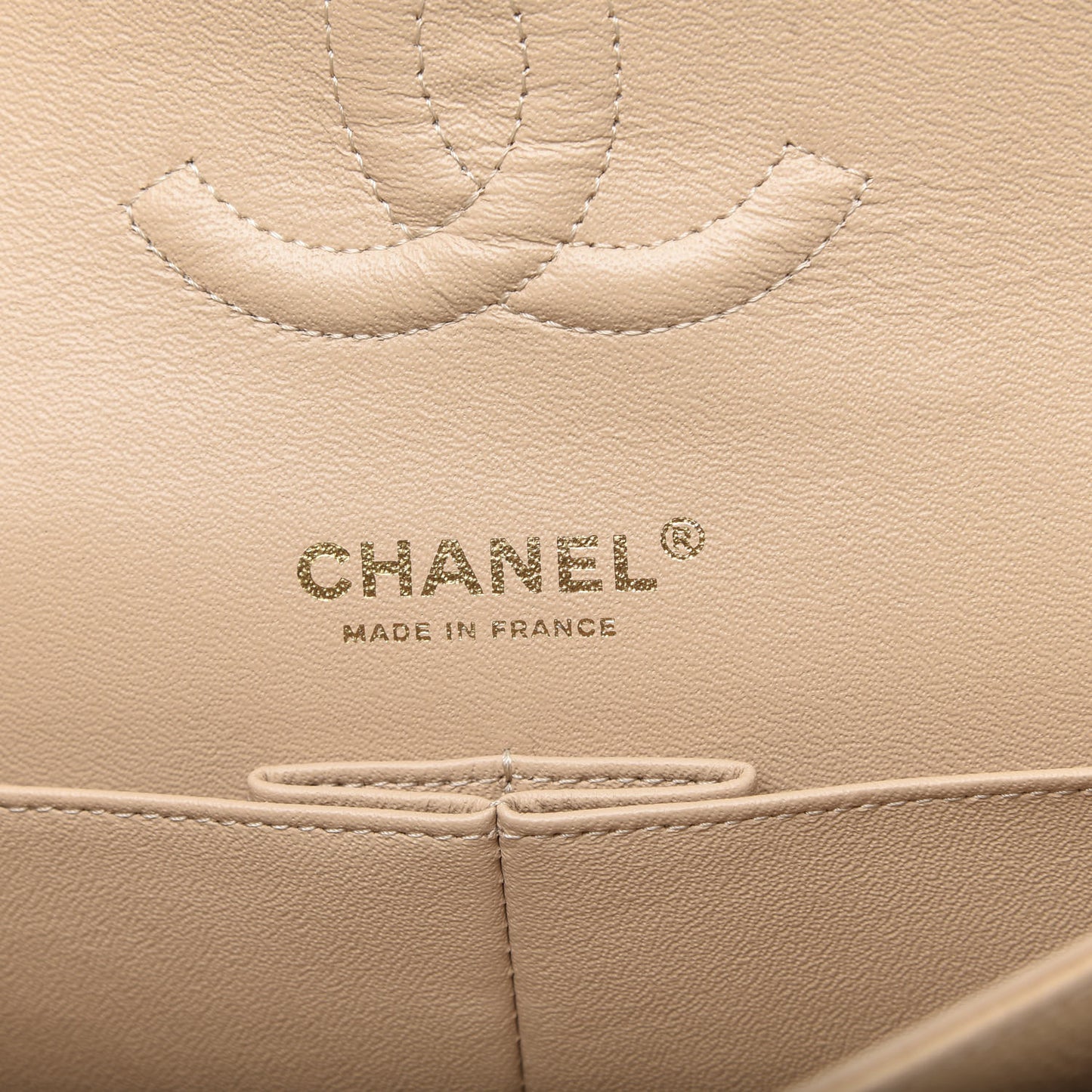 Caviar Quilted Medium Double Flap Beige Clair