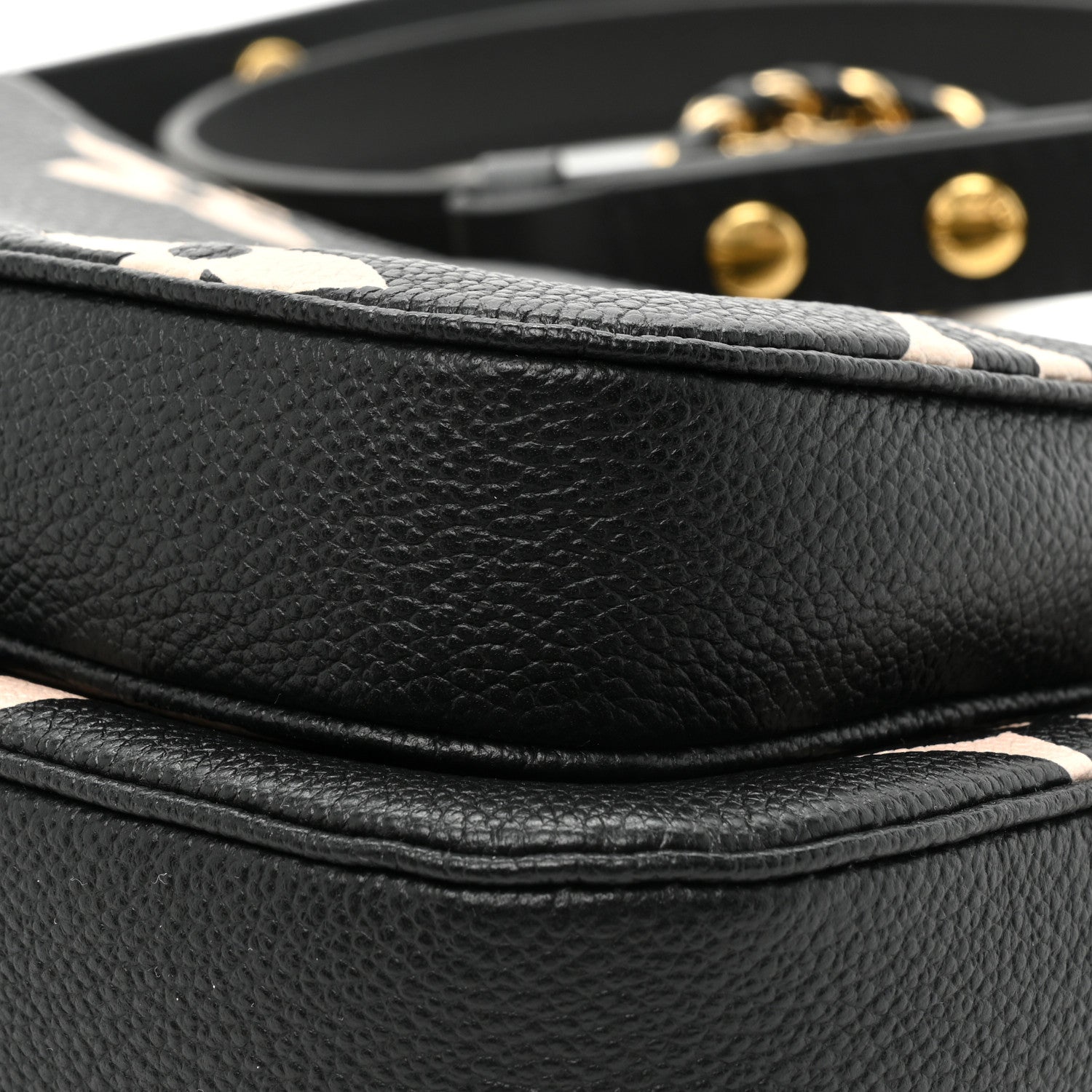 Louis Vuitton Empreinte Monogram Giant Multi Pochette Accessories Black Beige 10 of 11