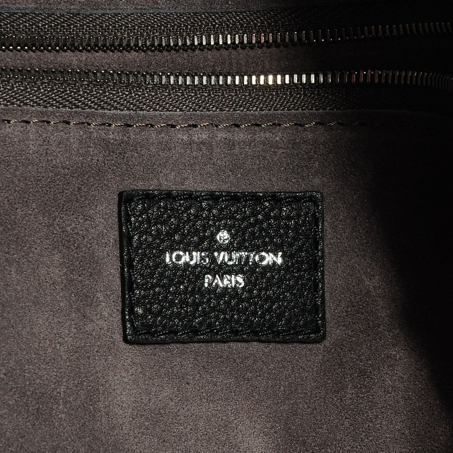 Veau Cachemire Soft Lockit MM Black