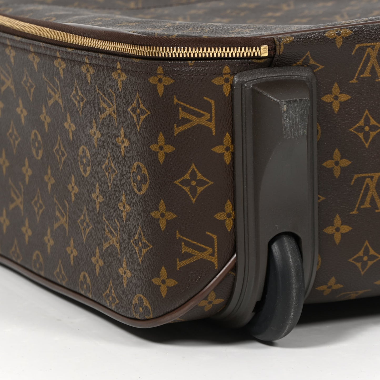 Monogram Pegase 45