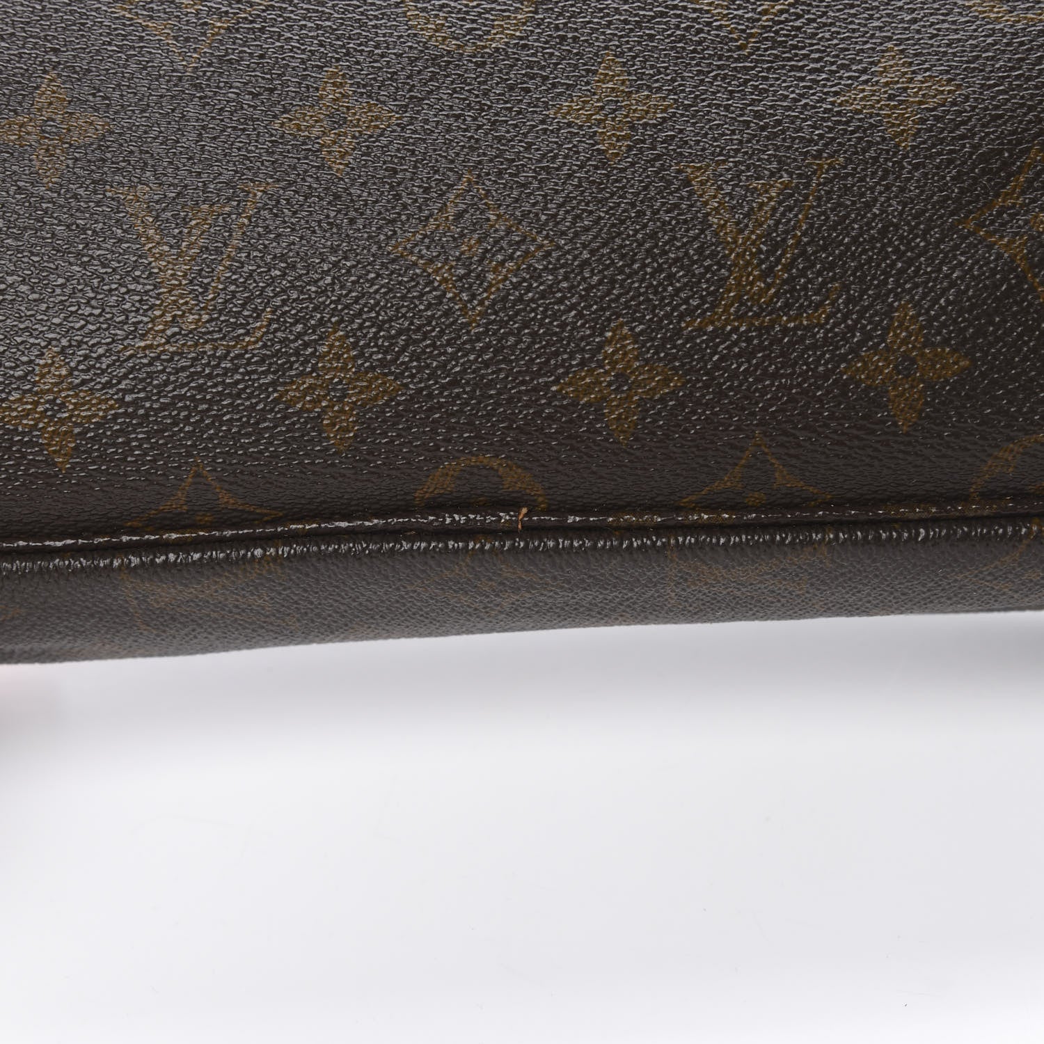 Louis Vuitton Monogram Trousse Toilette 28 11 of 11
